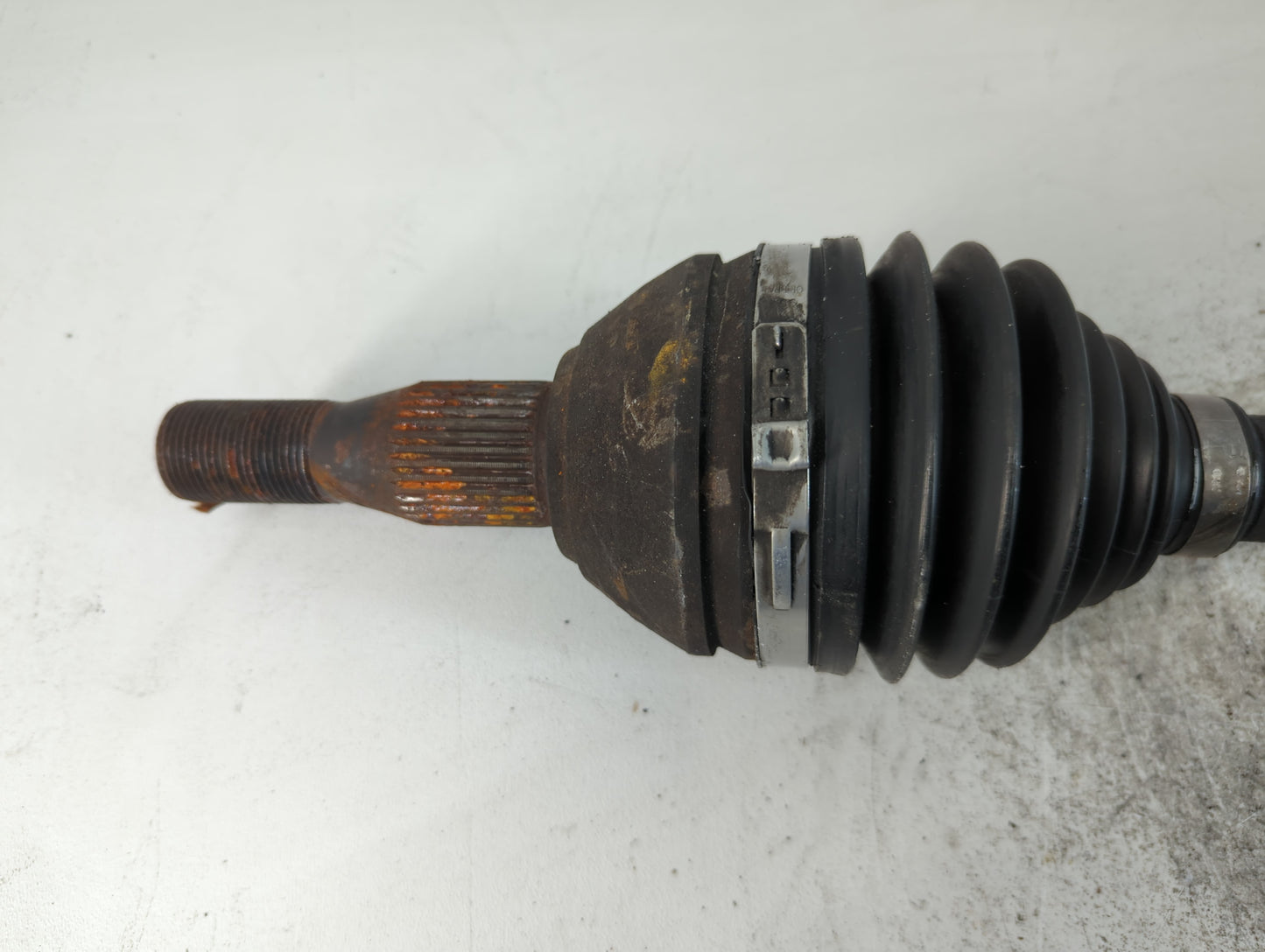 2000-2011 Chevrolet Impala Axle Shaft Front Driver Cv C/v - Oemusedautoparts1.com