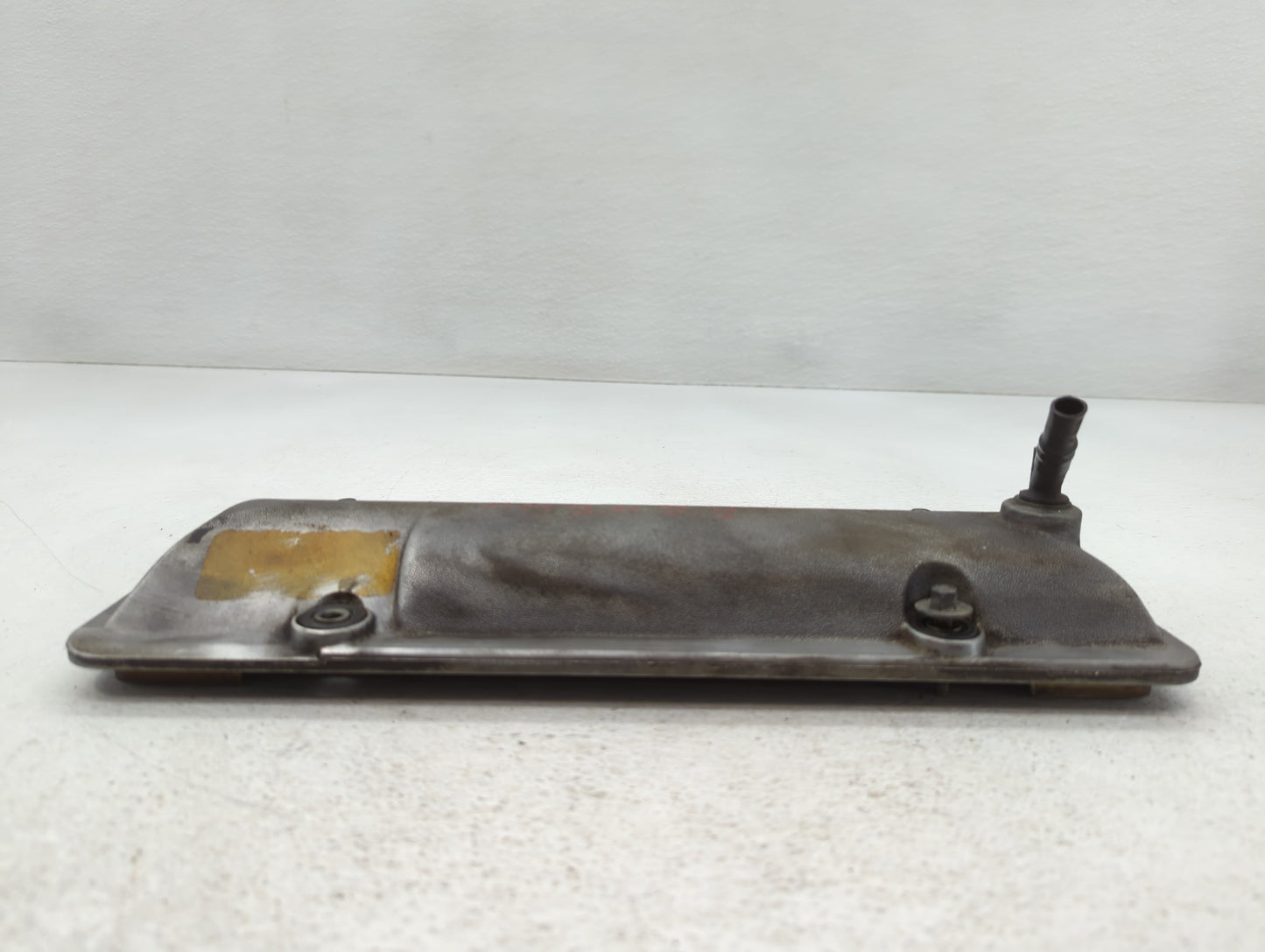 2009 Chevrolet Impala Driver Left Cylinder Head Valve Cover P/N:12591712 Fits OEM Used Auto Parts - Oemusedautoparts1.com