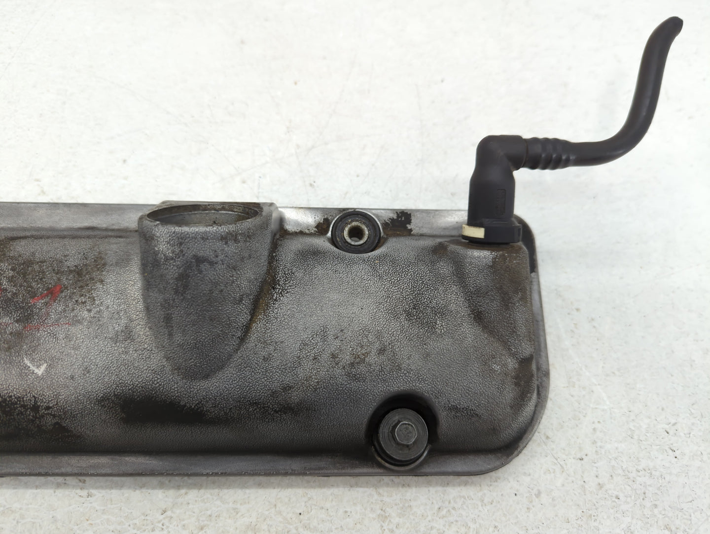 2009 Chevrolet Impala Driver Left Cylinder Head Valve Cover P/N:GM 12606107 CVR Fits OEM Used Auto Parts - Oemusedautoparts1