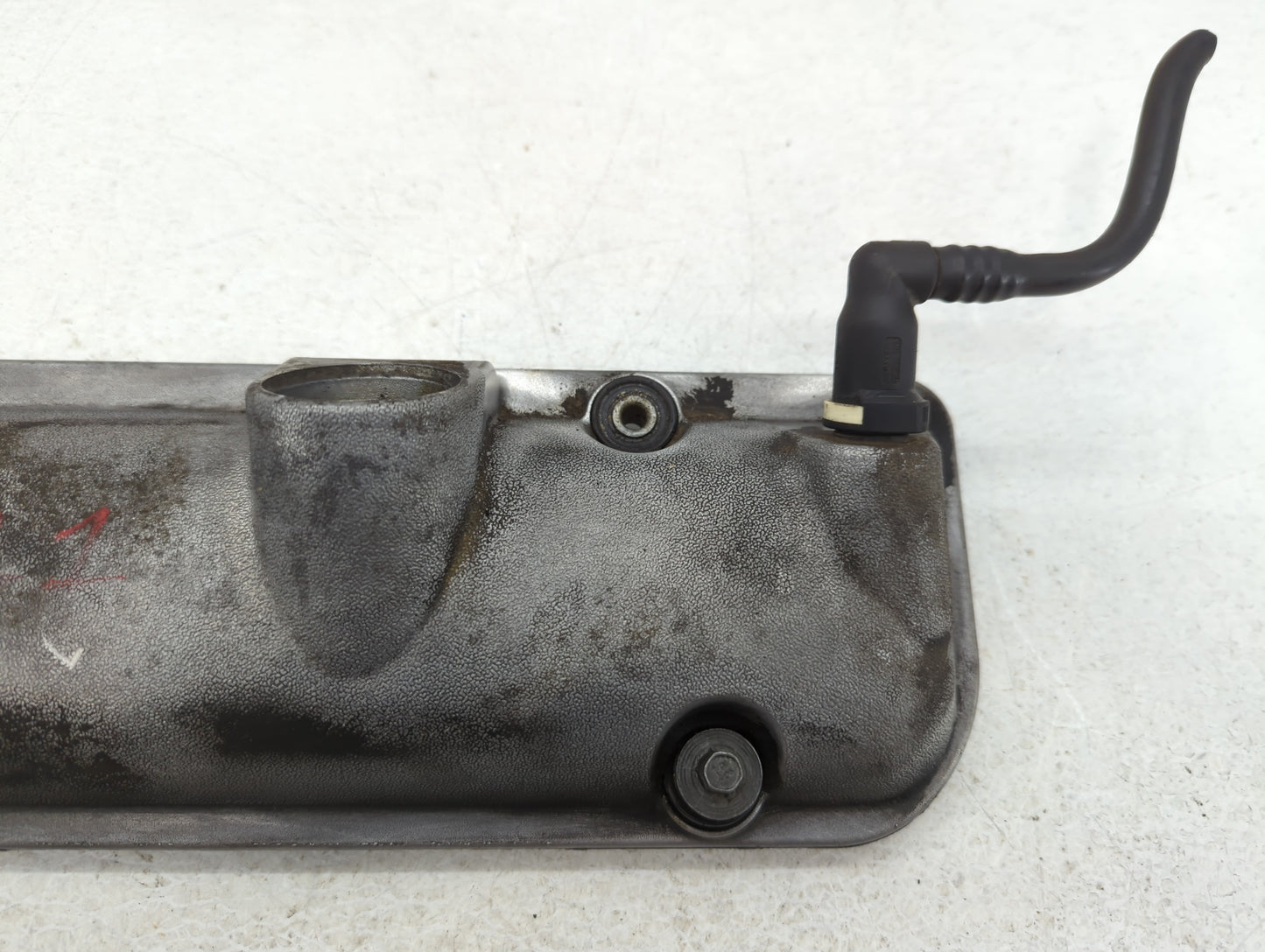 2009 Chevrolet Impala Driver Left Cylinder Head Valve Cover P/N:GM 12606107 CVR Fits OEM Used Auto Parts - Oemusedautoparts1