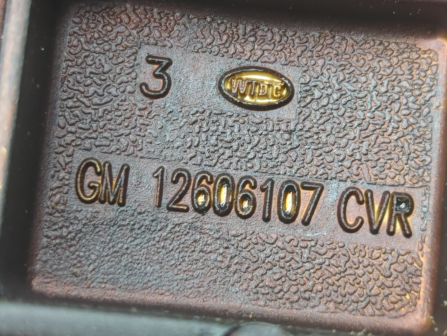2009 Chevrolet Impala Driver Left Cylinder Head Valve Cover P/N:GM 12606107 CVR Fits OEM Used Auto Parts - Oemusedautoparts1