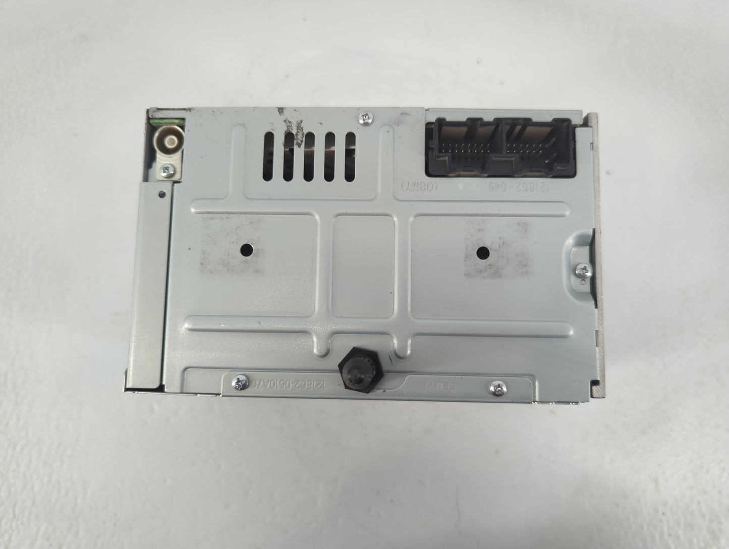 2009 Chevrolet Impala Radio AM FM Cd Player Receiver Replacement P/N:25980720 Fits OEM Used Auto Parts - Oemusedautoparts1.c