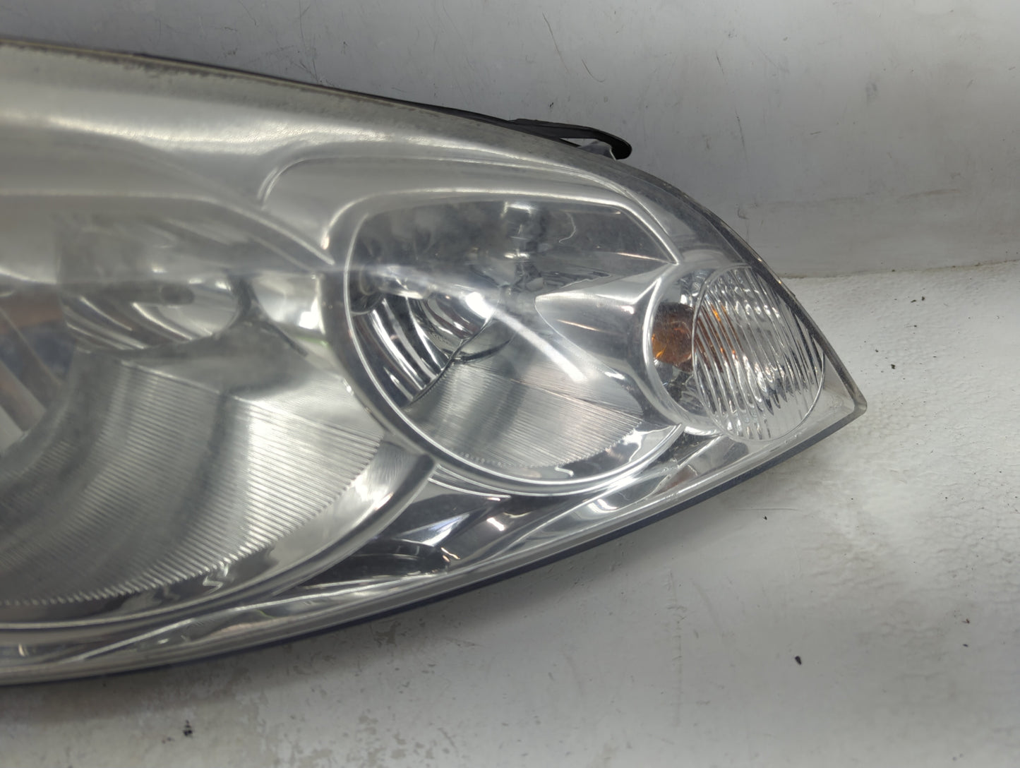 2006-2016 Chevrolet Impala Passenger Right Oem Head Light Headlight Lamp - Oemusedautoparts1.com
