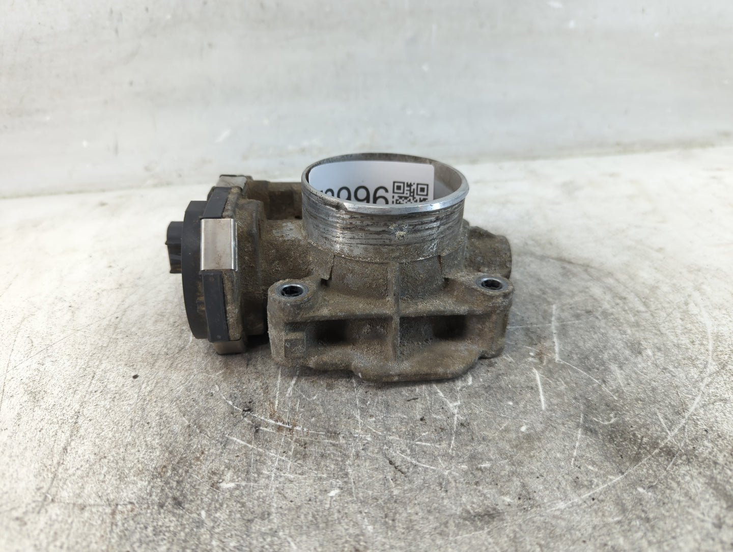 2008-2012 Chevrolet Malibu Throttle Body P/N:668AA 1721C Fits Fits 2007 2008 2009 2010 2011 2012 OEM Used Auto Parts - Oemus