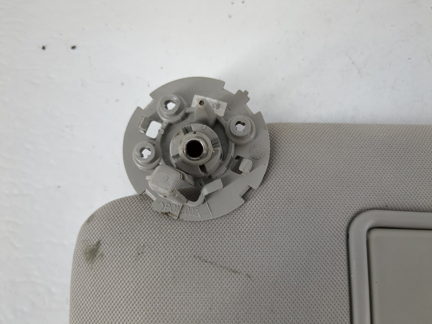 2004-2012 Chevrolet Malibu Sun Visor Shade Replacement Passenger Right Mirror Fits Fits 2004 2005 2008 2009 2010 2011 2012 O