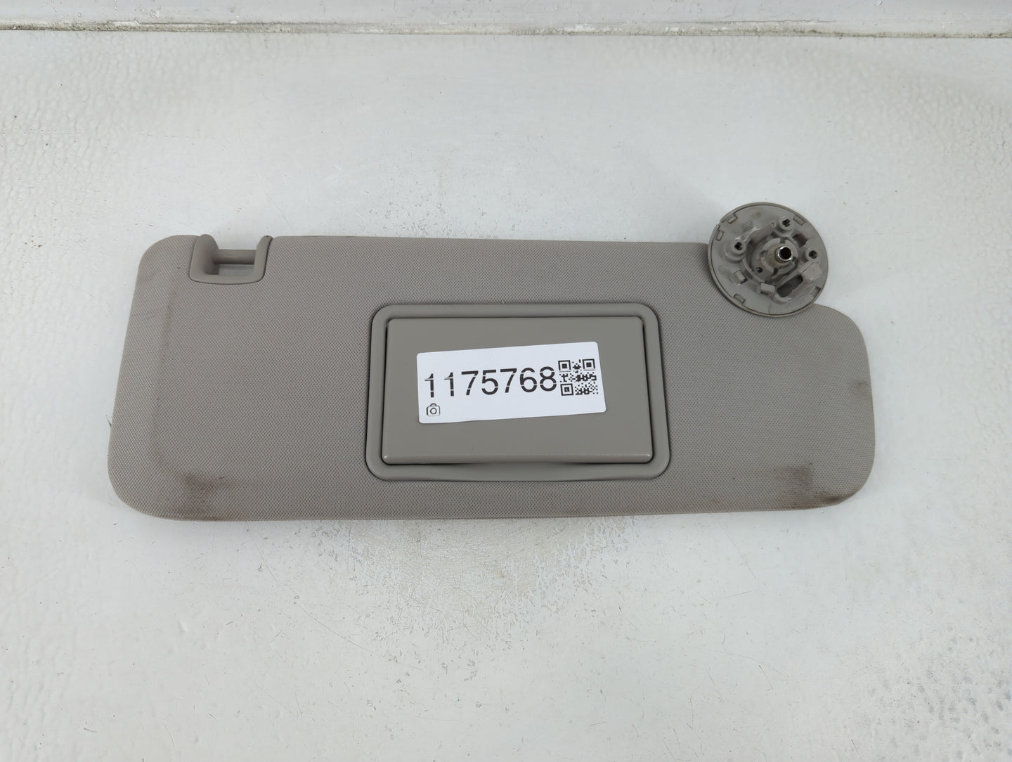 2004-2012 Chevrolet Malibu Sun Visor Shade Replacement Passenger Right Mirror Fits Fits 2004 2005 2008 2009 2010 2011 2012 O