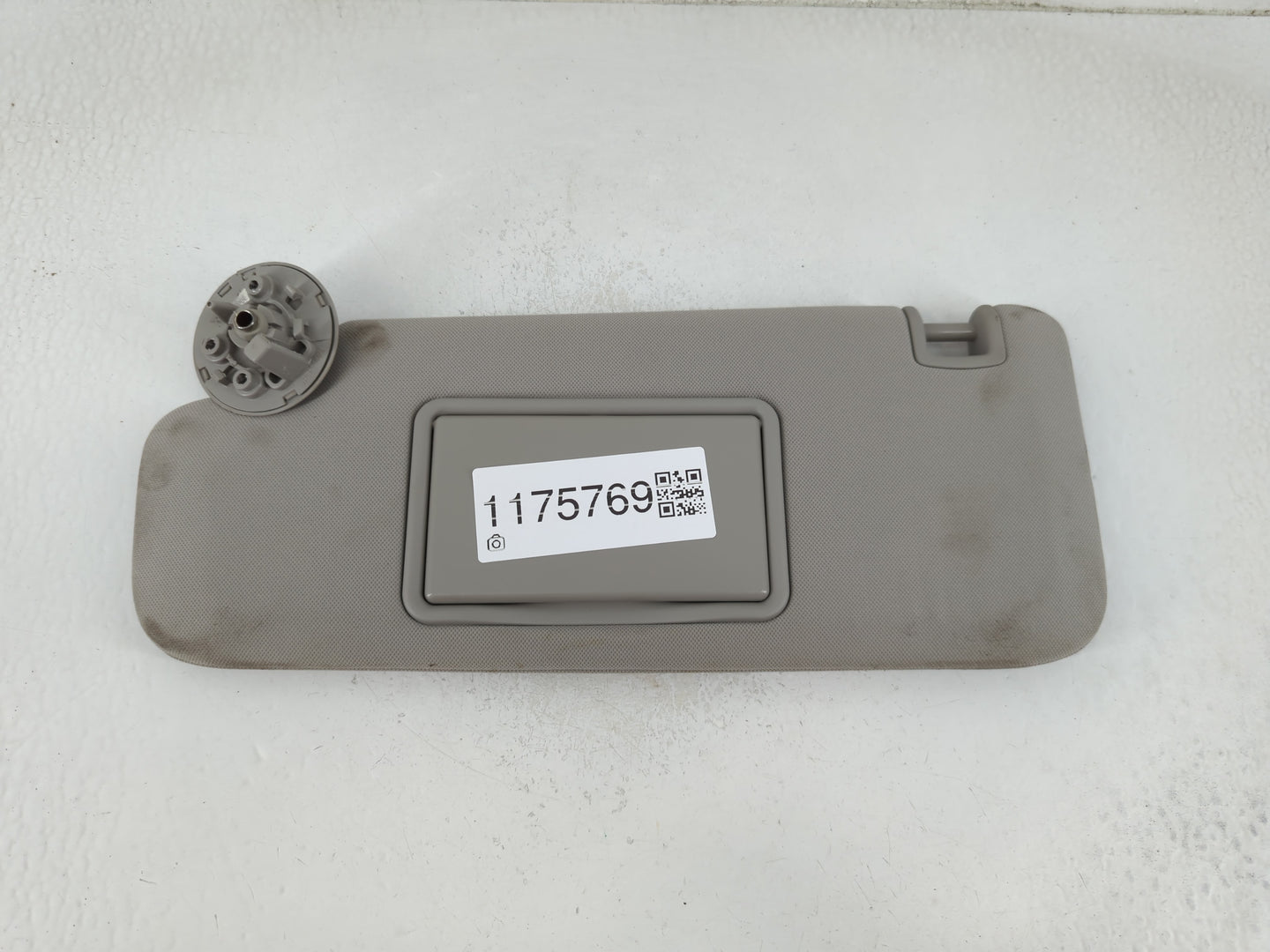 2004-2012 Chevrolet Malibu Sun Visor Shade Replacement Driver Left Mirror Fits Fits 2004 2005 2008 2009 2010 2011 2012 OEM U