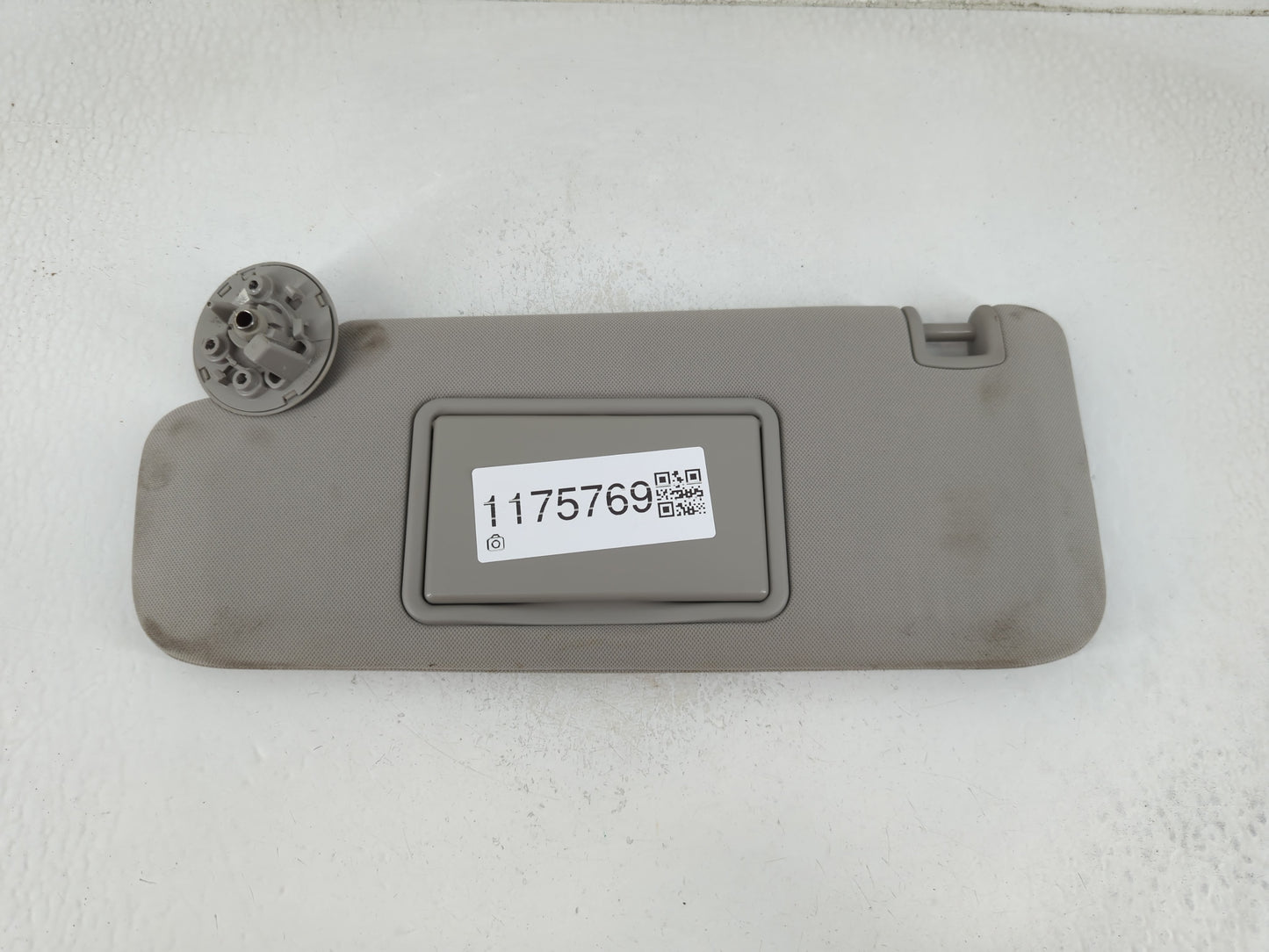 2004-2012 Chevrolet Malibu Sun Visor Shade Replacement Driver Left Mirror Fits Fits 2004 2005 2008 2009 2010 2011 2012 OEM U