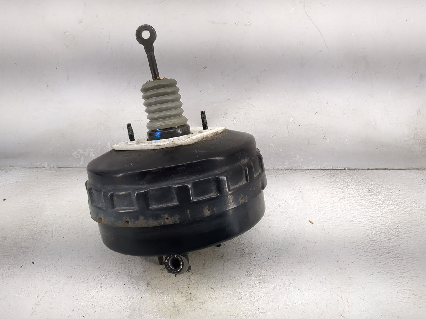 2008-2012 Chevrolet Malibu Power Brake Booster Oem 1179663 - Oemusedautoparts1.com