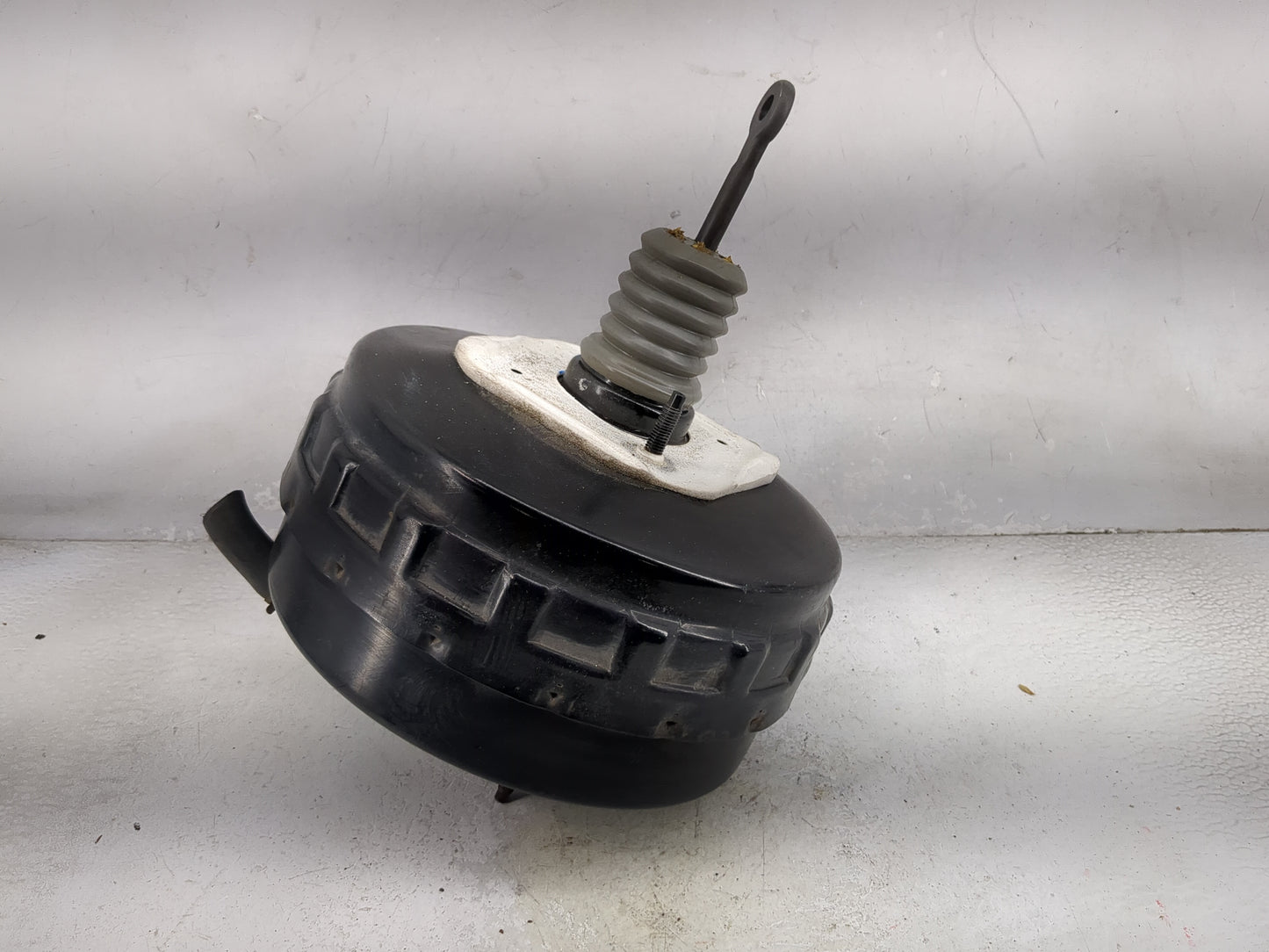 2008-2012 Chevrolet Malibu Power Brake Booster Oem 1179663 - Oemusedautoparts1.com