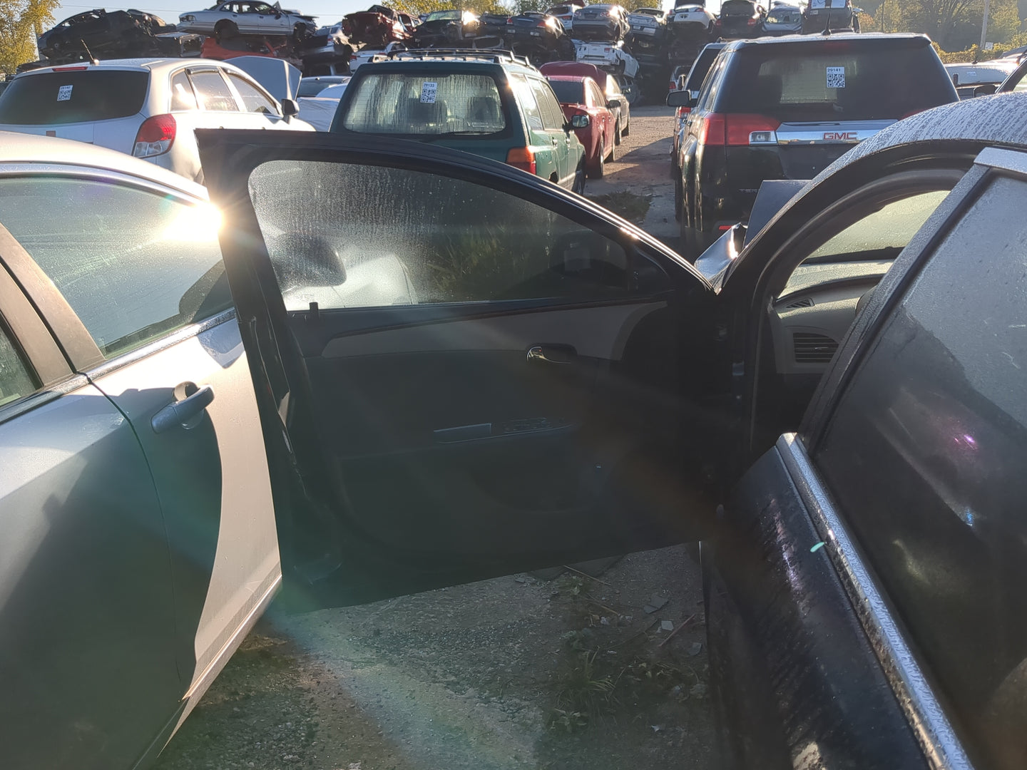 2008-2012 Chevrolet Malibu Driver Front Door Oem - Oemusedautoparts1.com