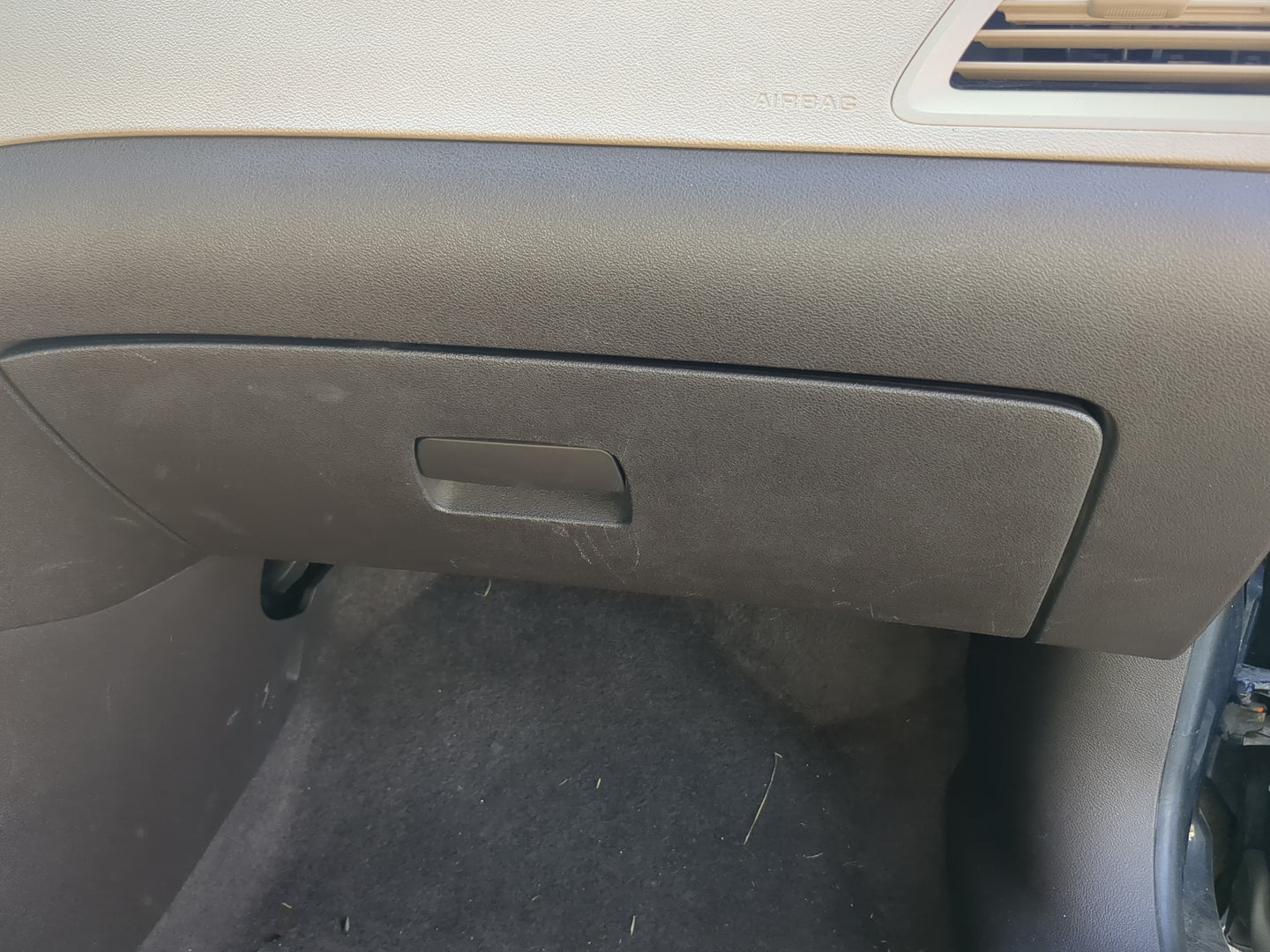 2009 Chevrolet Malibu Passenger Glove Box Door Storage Compartment - Oemusedautoparts1.com