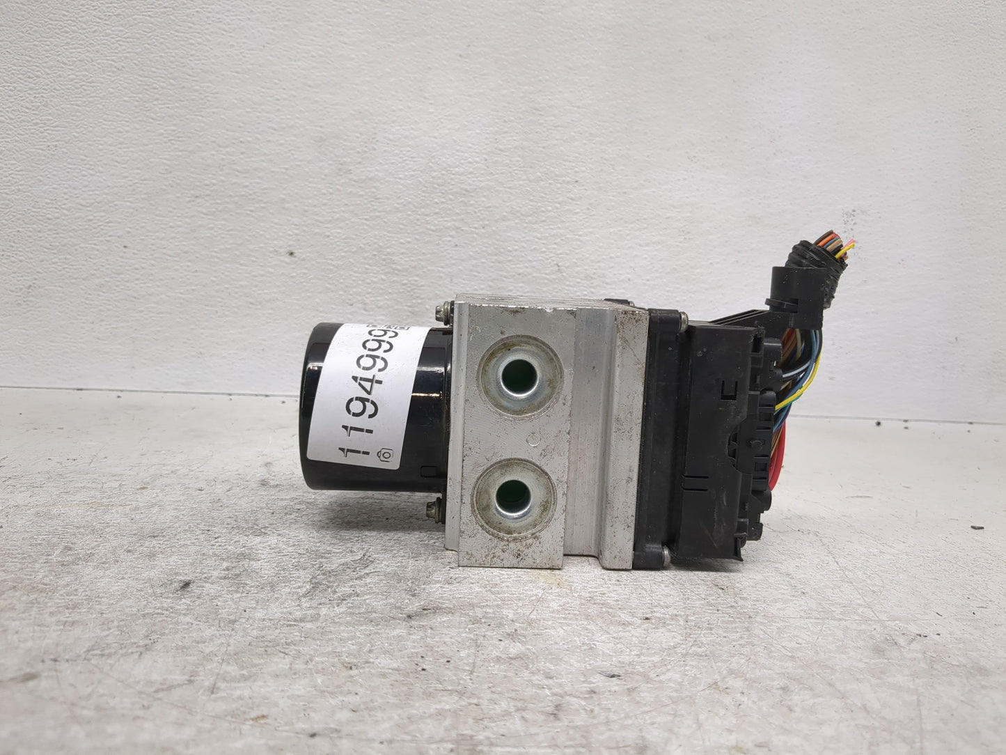 2008-2009 Chevrolet Malibu ABS Pump Control Module Replacement P/N:25949990 Fits Fits 2008 2009 OEM Used Auto Parts - Oemuse