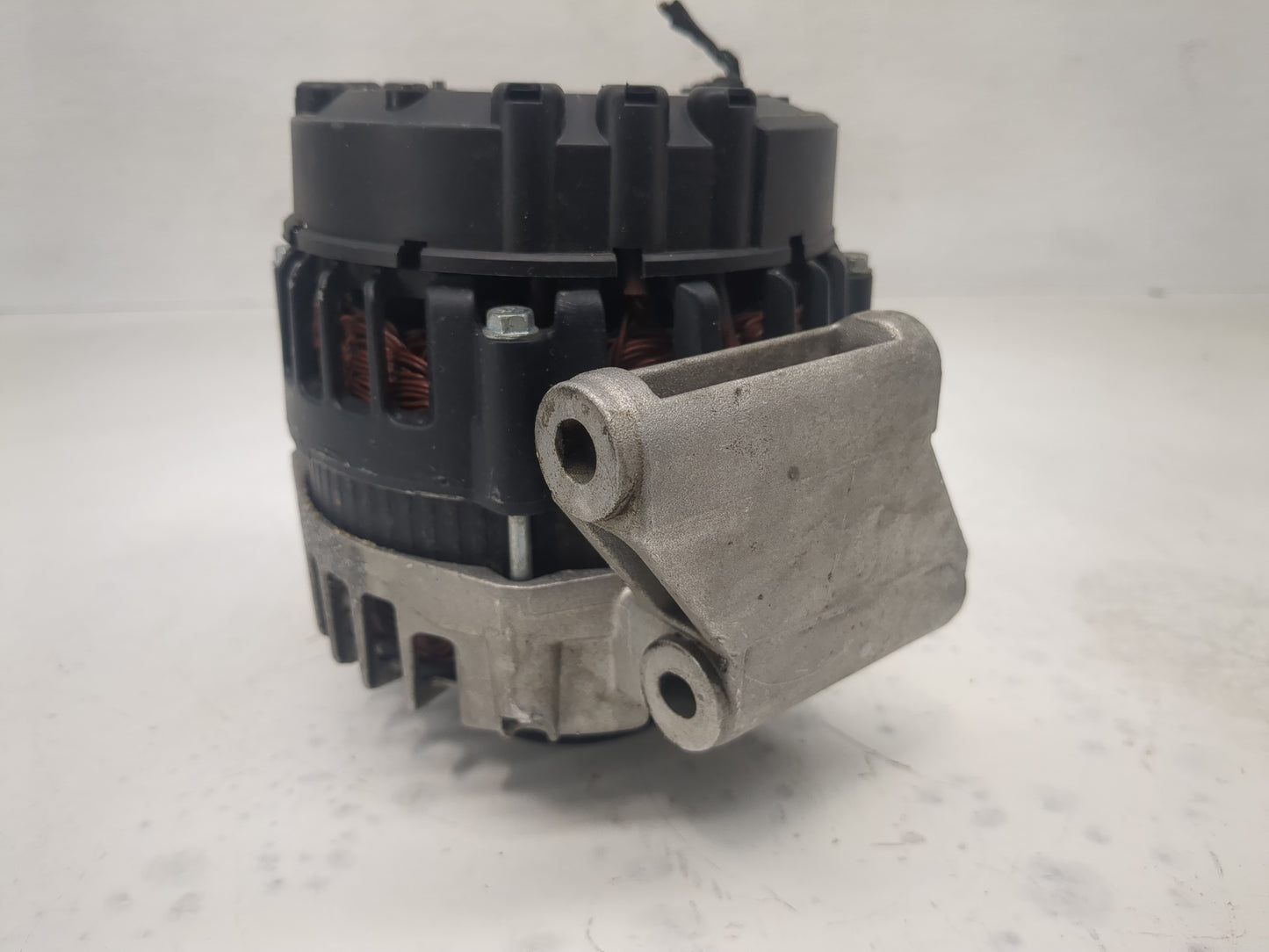 2008-2012 Chevrolet Malibu Alternator Replacement Generator Charging Assembly Engine OEM Fits Fits 2008 2009 2010 2011 2012 