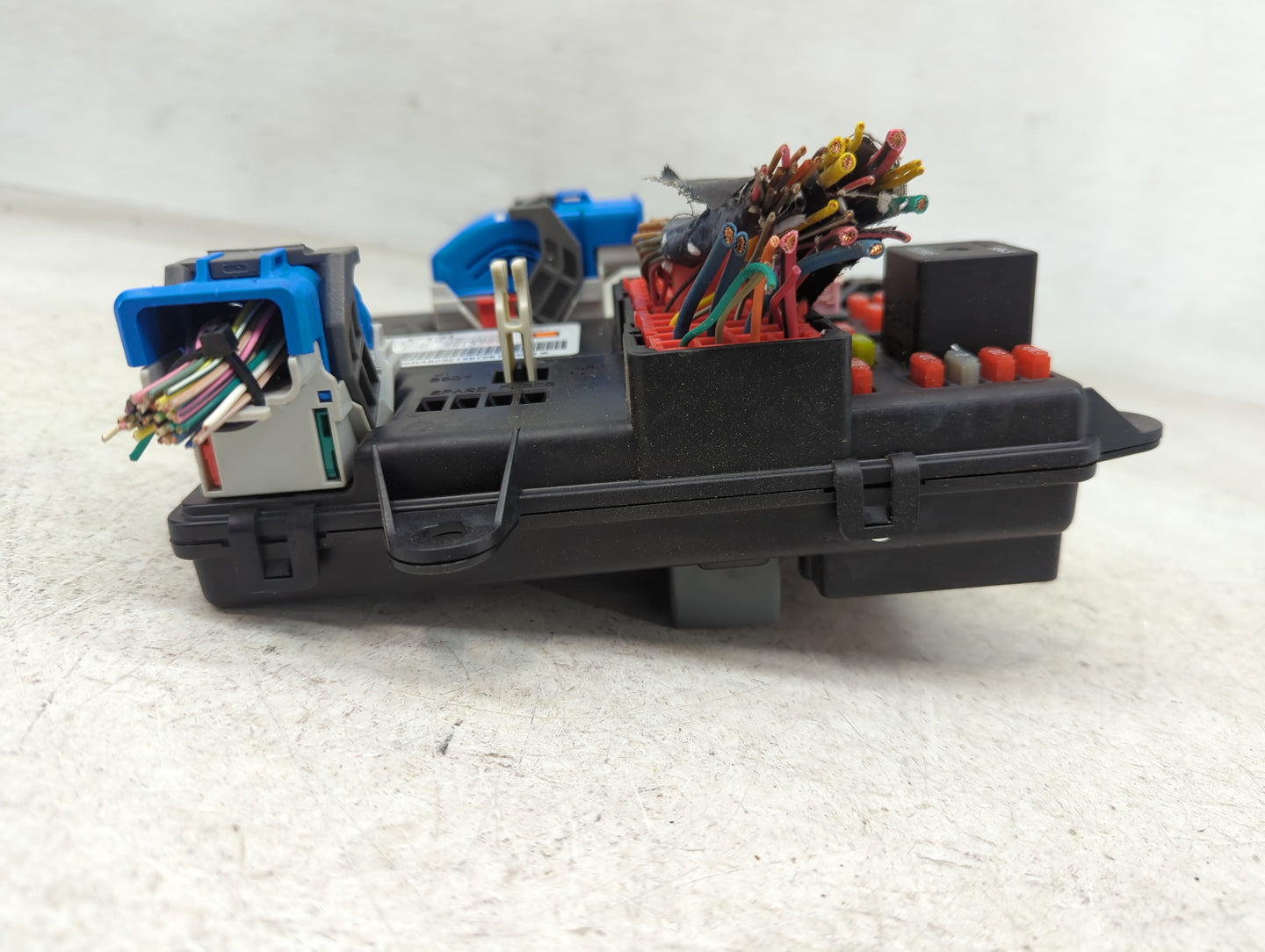 2008-2011 Chevrolet Malibu Body Control Module Bcm Inner Cabin Fuse Box - Oemusedautoparts1.com