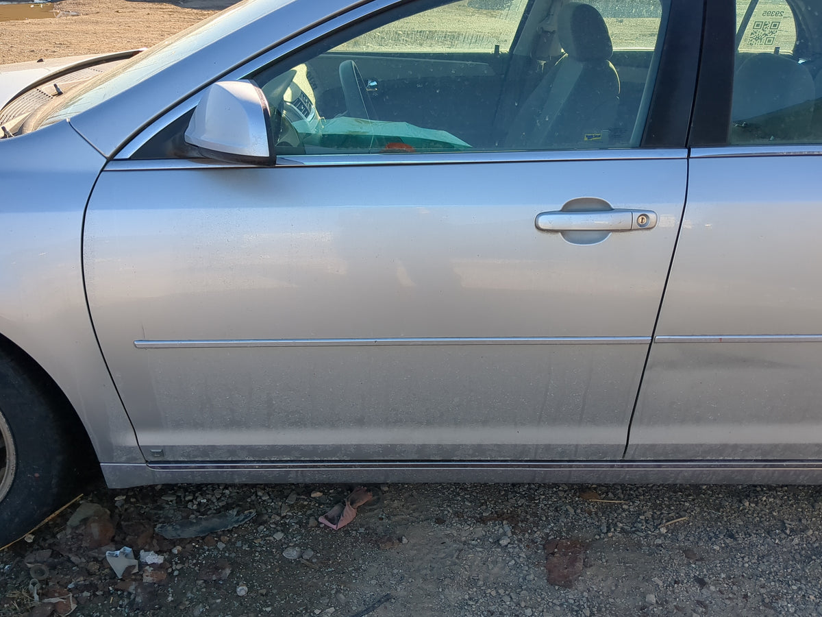 2008-2012 Chevrolet Malibu Driver Front Door Oem 1242467 - Oemusedautoparts1.com