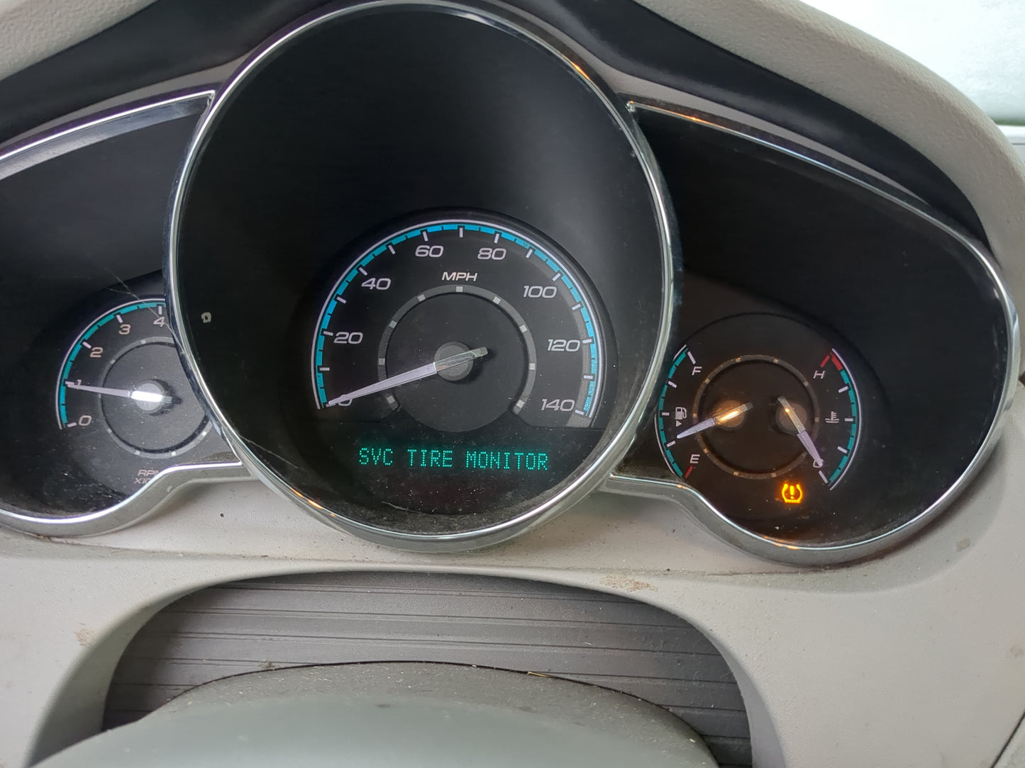 2008-2012 Chevrolet Malibu Instrument Cluster Speedometer Gauges Miles:134K Fits Fits 2008 2009 2010 2011 2012 OEM Used Auto