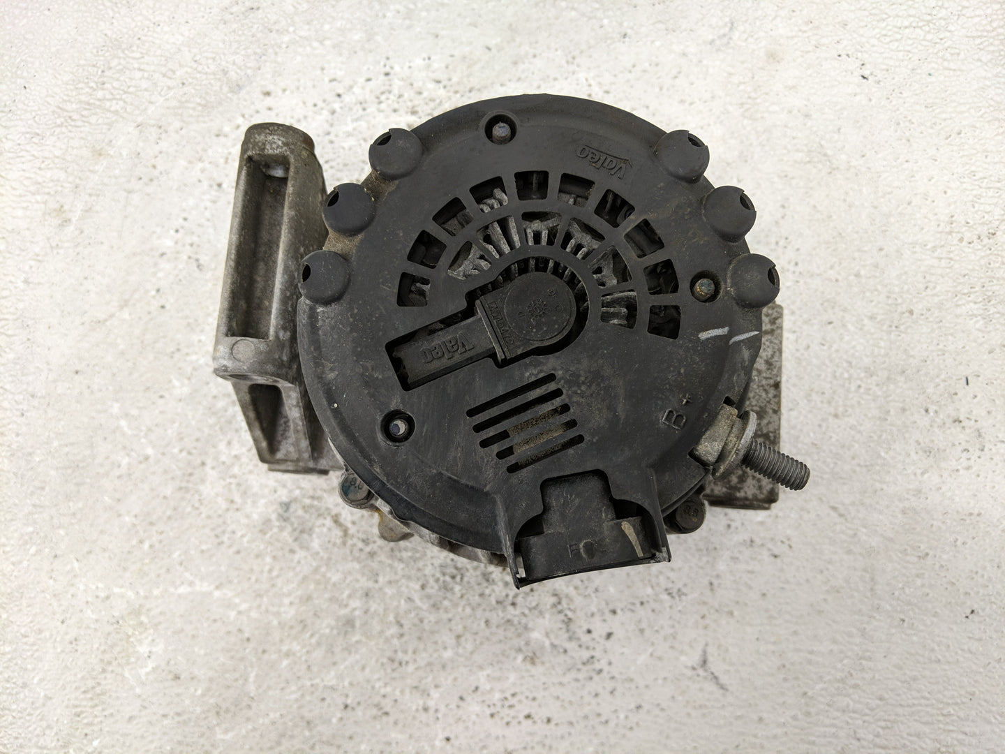2008-2012 Chevrolet Malibu Alternator Replacement Generator Charging Assembly Engine OEM P/N:2650532 B 200521171926 Fits OEM