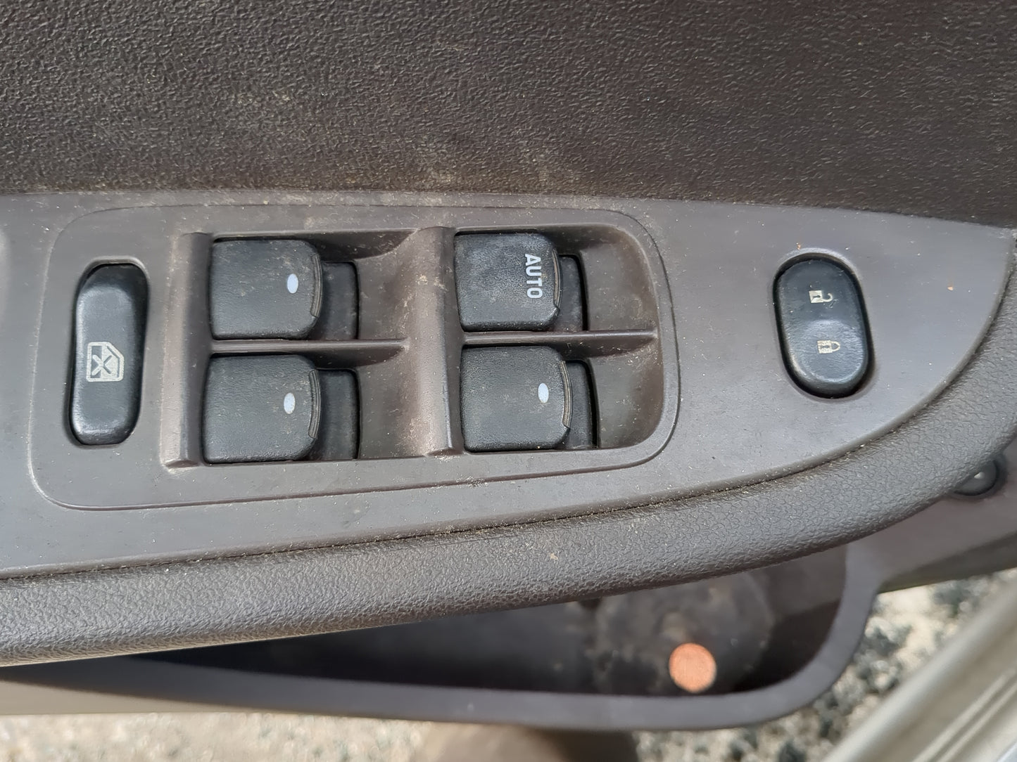 2008-2009 Chevrolet Malibu Master Power Window Switch Replacement Driver Side Left Fits Fits 2008 2009 OEM Used Auto Parts -