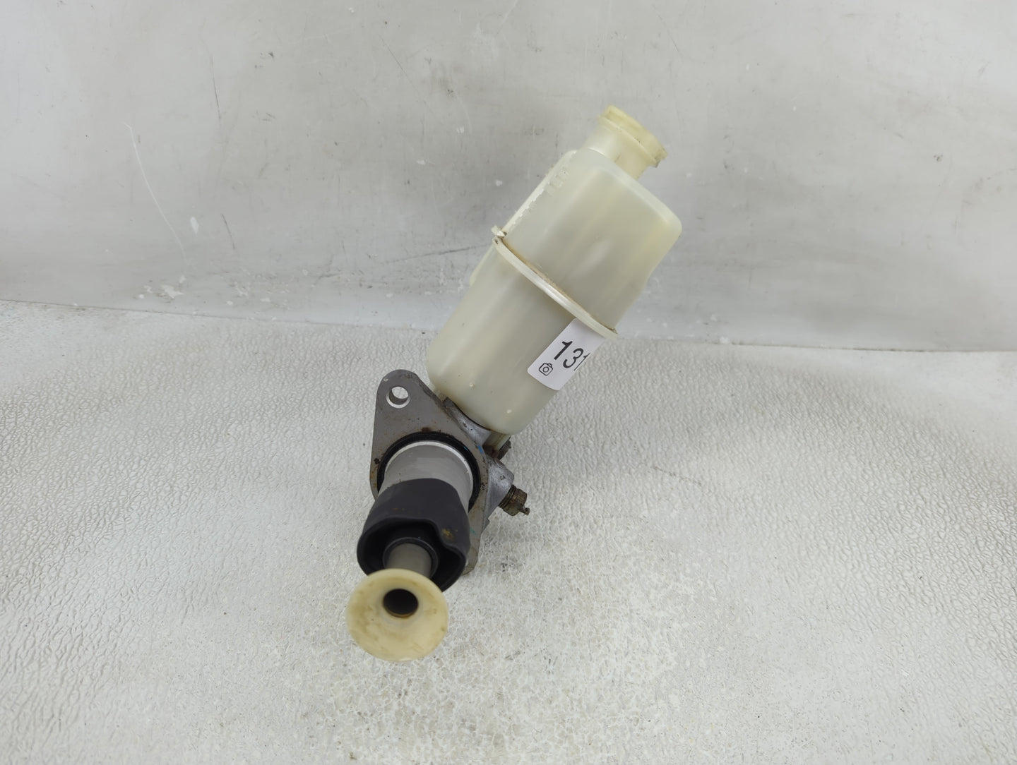 2008-2012 Chevrolet Malibu Brake Master Cylinder - Oemusedautoparts1.com