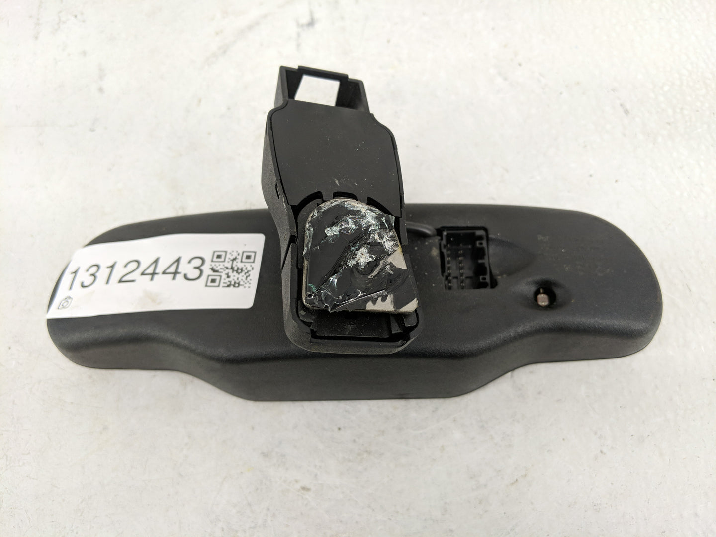 2006-2012 Chevrolet Malibu Interior Rear View Mirror Replacement OEM P/N:21998154 Fits OEM Used Auto Parts - Oemusedautopart