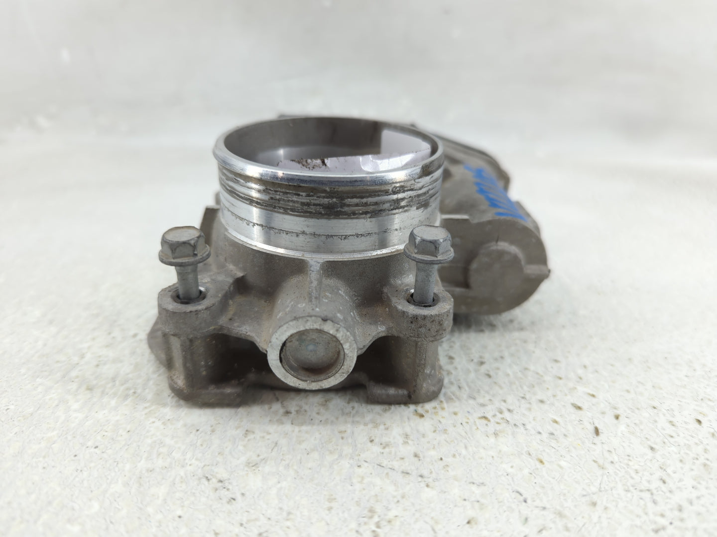 2008-2012 Chevrolet Malibu Throttle Body Fits Fits 2007 2008 2009 2010 2011 2012 OEM Used Auto Parts - Oemusedautoparts1.com