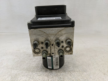 2008-2012 Chevrolet Malibu Throttle Body P/N:25949990 Fits Fits 2007 2008 2009 2010 2011 2012 2013 2014 OEM Used Auto Parts 