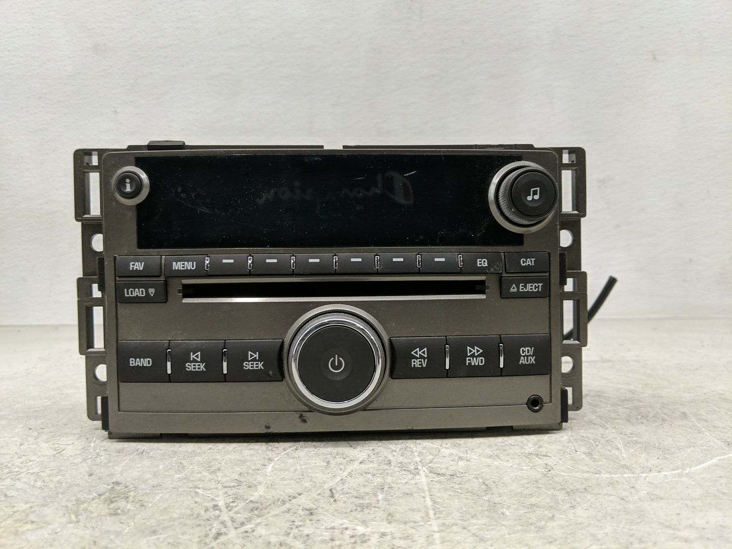 2009 Chevrolet Malibu Radio AM FM Cd Player Receiver Replacement P/N:25848865 Fits OEM Used Auto Parts - Oemusedautoparts1.c