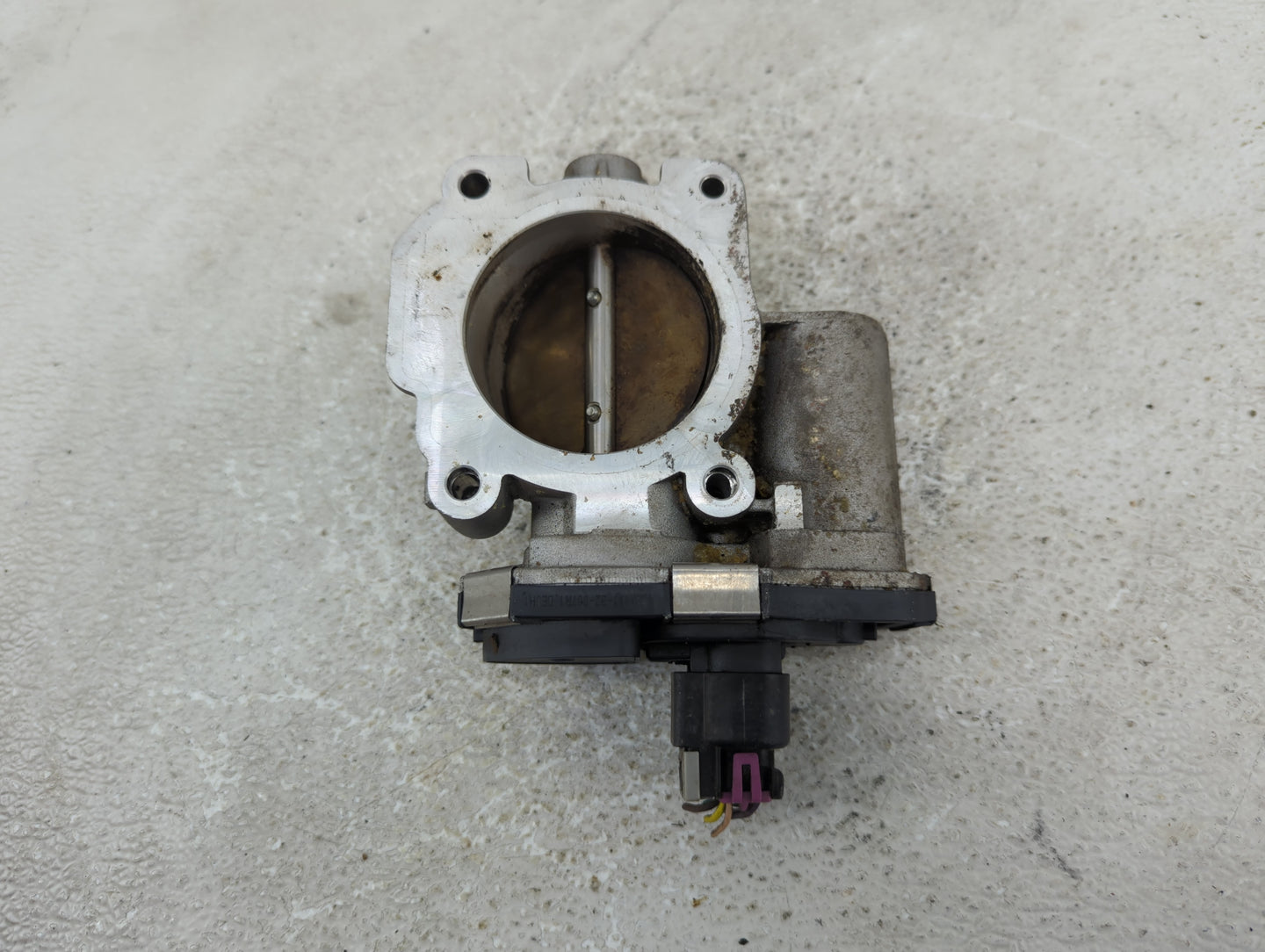 2008-2012 Chevrolet Malibu Throttle Body P/N:12616668 Fits Fits 2007 2008 2009 2010 2011 2012 OEM Used Auto Parts - Oemuseda