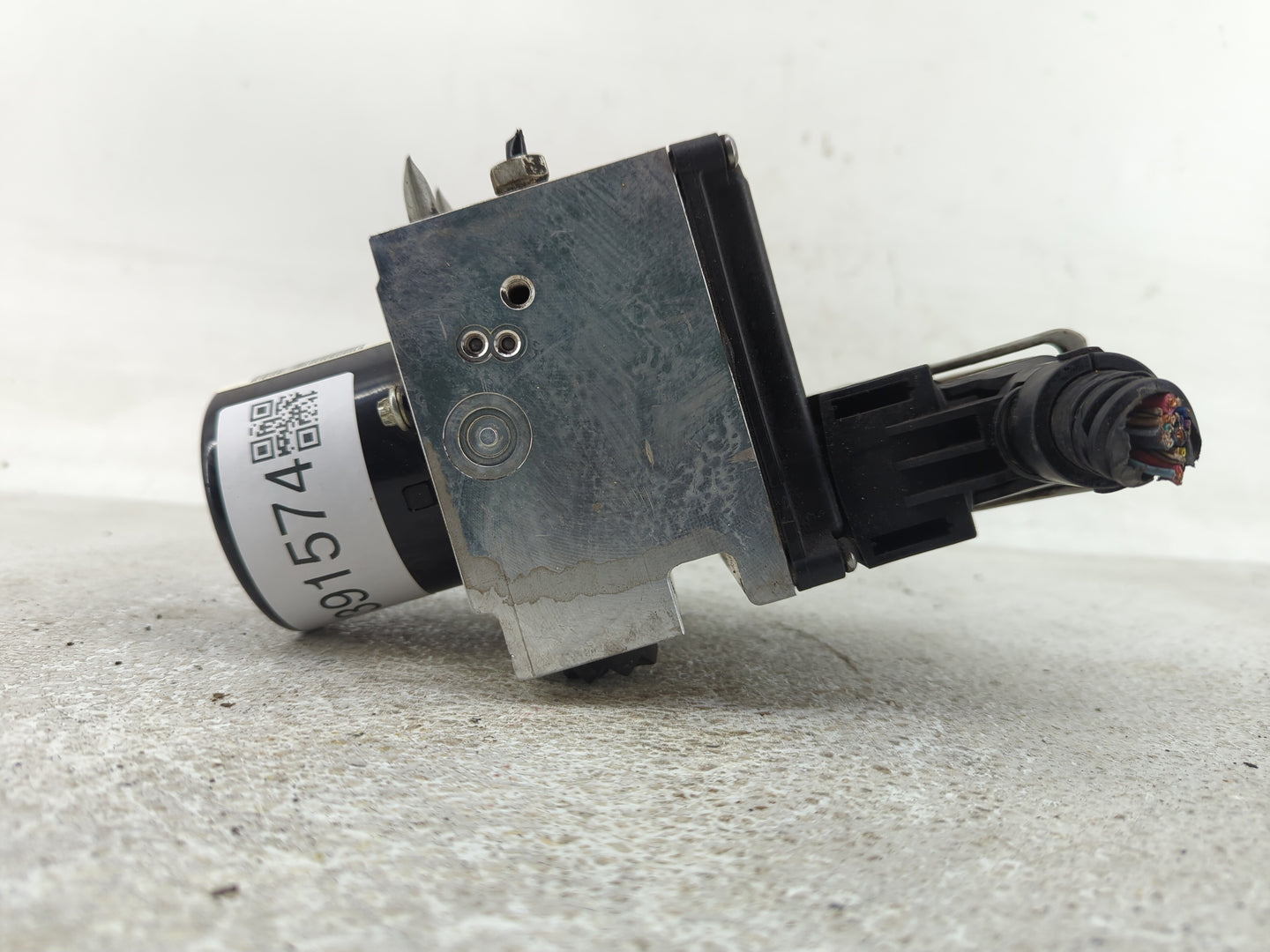 2008-2009 Chevrolet Malibu ABS Pump Control Module Replacement P/N:25949990 16607210-H, 25928213 Fits Fits 2008 2009 OEM Use
