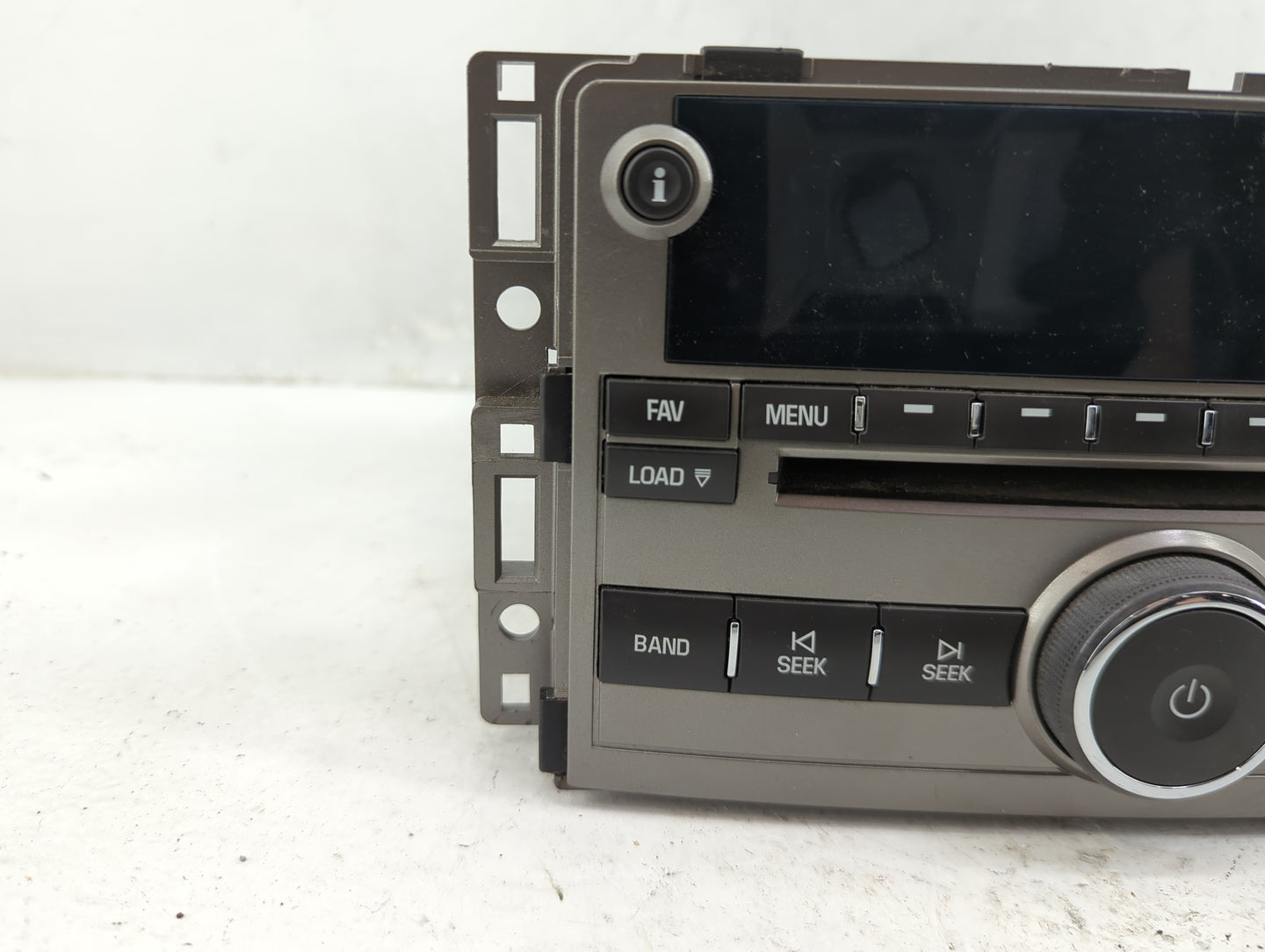 2009 Chevrolet Malibu Radio AM FM Cd Player Receiver Replacement P/N:25848865 Fits OEM Used Auto Parts - Oemusedautoparts1.c