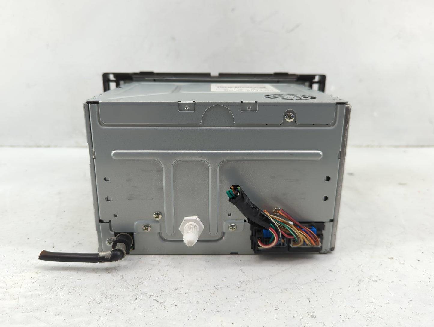 2009 Chevrolet Malibu Radio AM FM Cd Player Receiver Replacement P/N:25848865 Fits OEM Used Auto Parts - Oemusedautoparts1.c