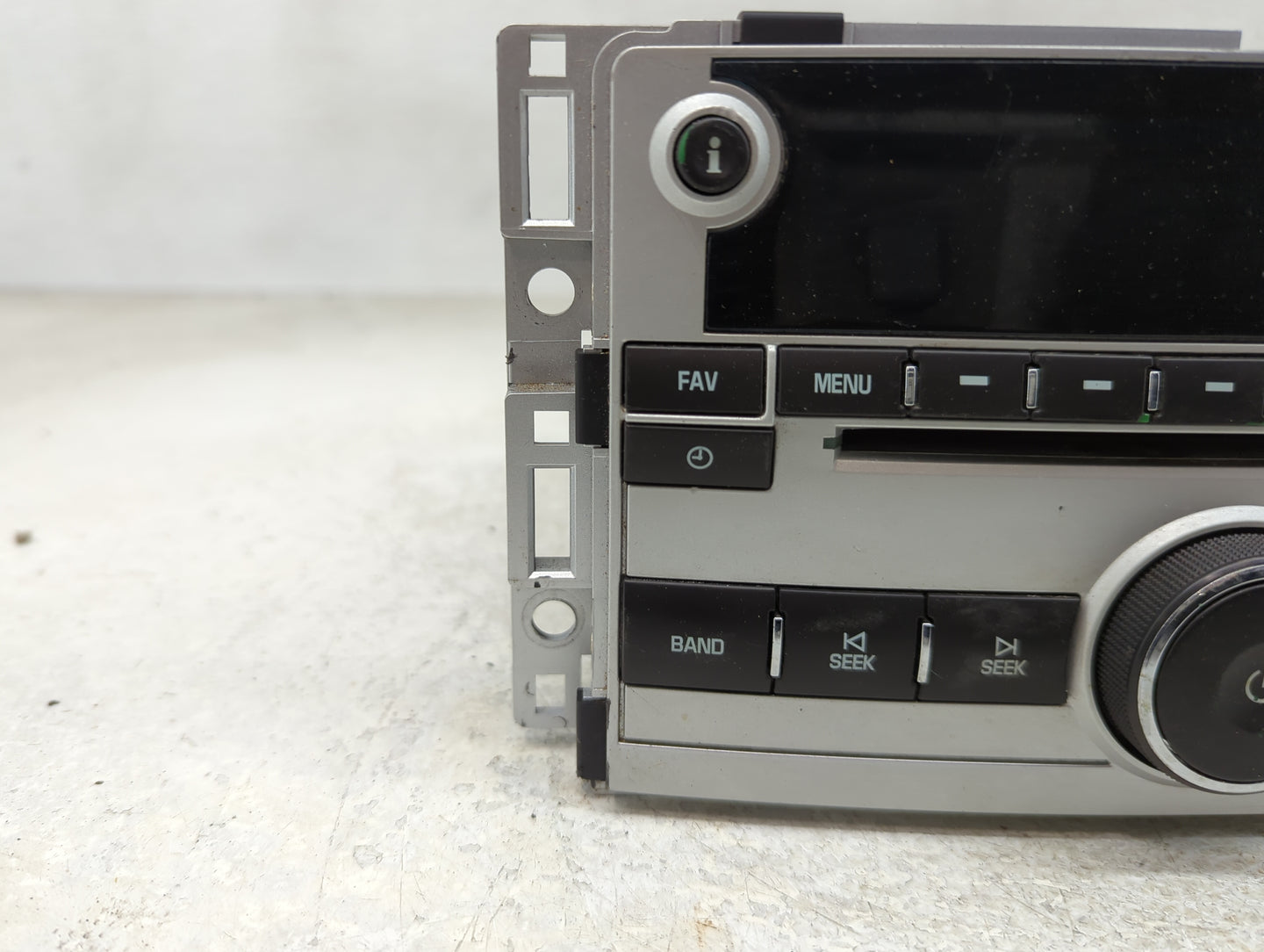 2008-2009 Chevrolet Malibu Radio AM FM Cd Player Receiver Replacement P/N:20834332 Fits Fits 2008 2009 OEM Used Auto Parts -