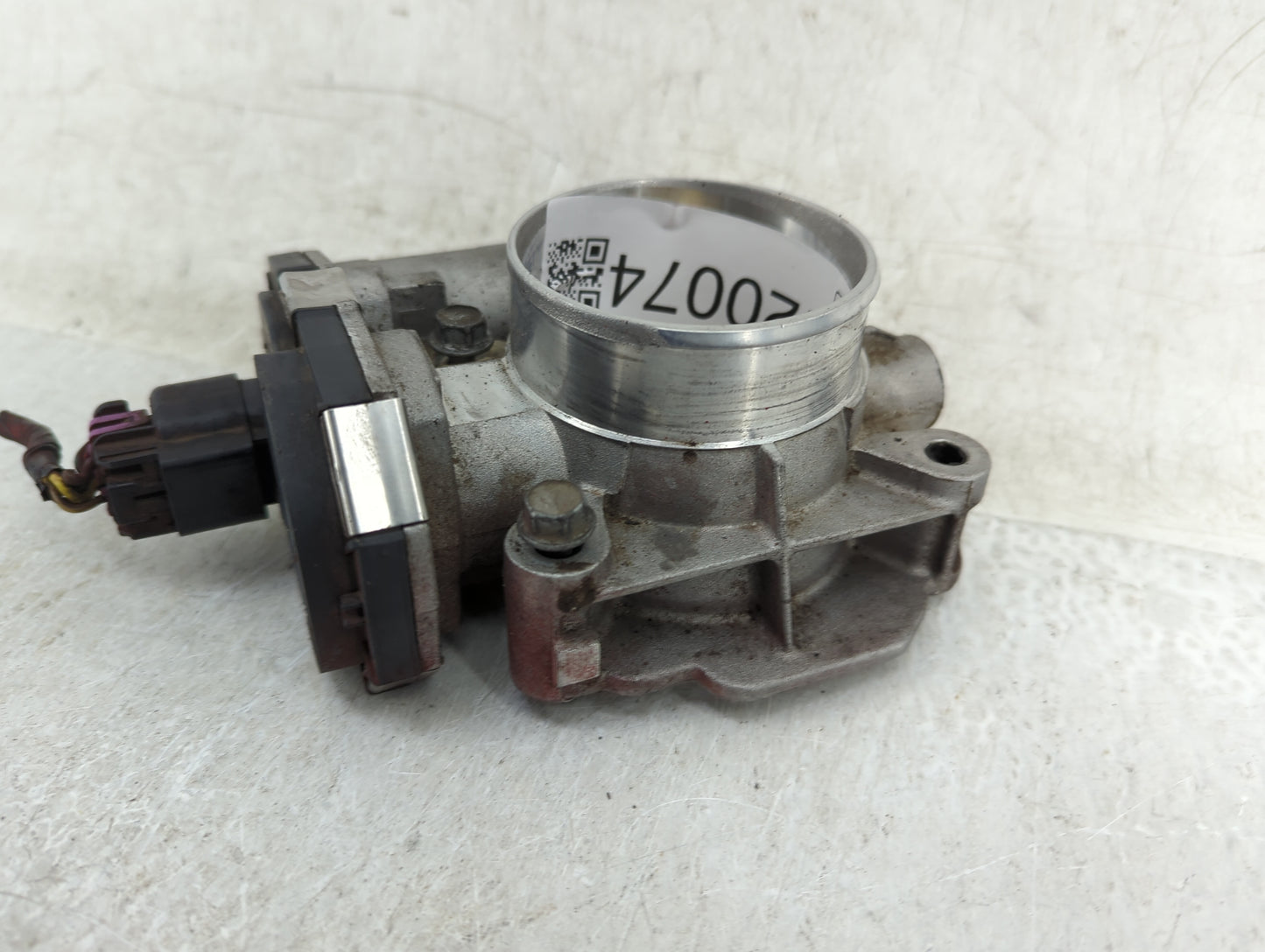 2008-2012 Chevrolet Malibu Throttle Body Fits Fits 2007 2008 2009 2010 2011 2012 OEM Used Auto Parts - Oemusedautoparts1.com
