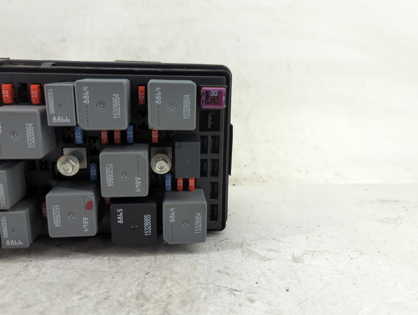 2009-2012 Chevrolet Malibu Fusebox Fuse Box Panel Relay Module P/N:13612203 Fits Fits 2009 2010 2011 2012 OEM Used Auto Part