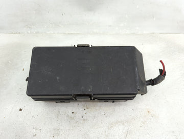 2009 Chevrolet Malibu Fusebox Fuse Box Panel Relay Module P/N:13612203 Fits OEM Used Auto Parts - Oemusedautoparts1.com