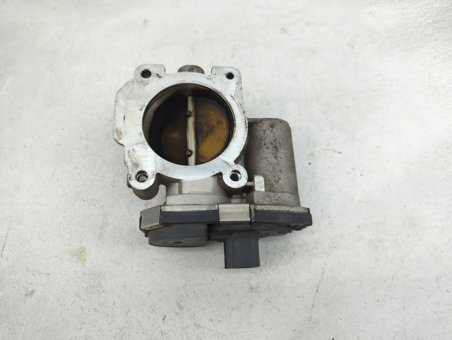 2008-2012 Chevrolet Malibu Throttle Body Fits Fits 2007 2008 2009 2010 2011 2012 OEM Used Auto Parts - Oemusedautoparts1.com