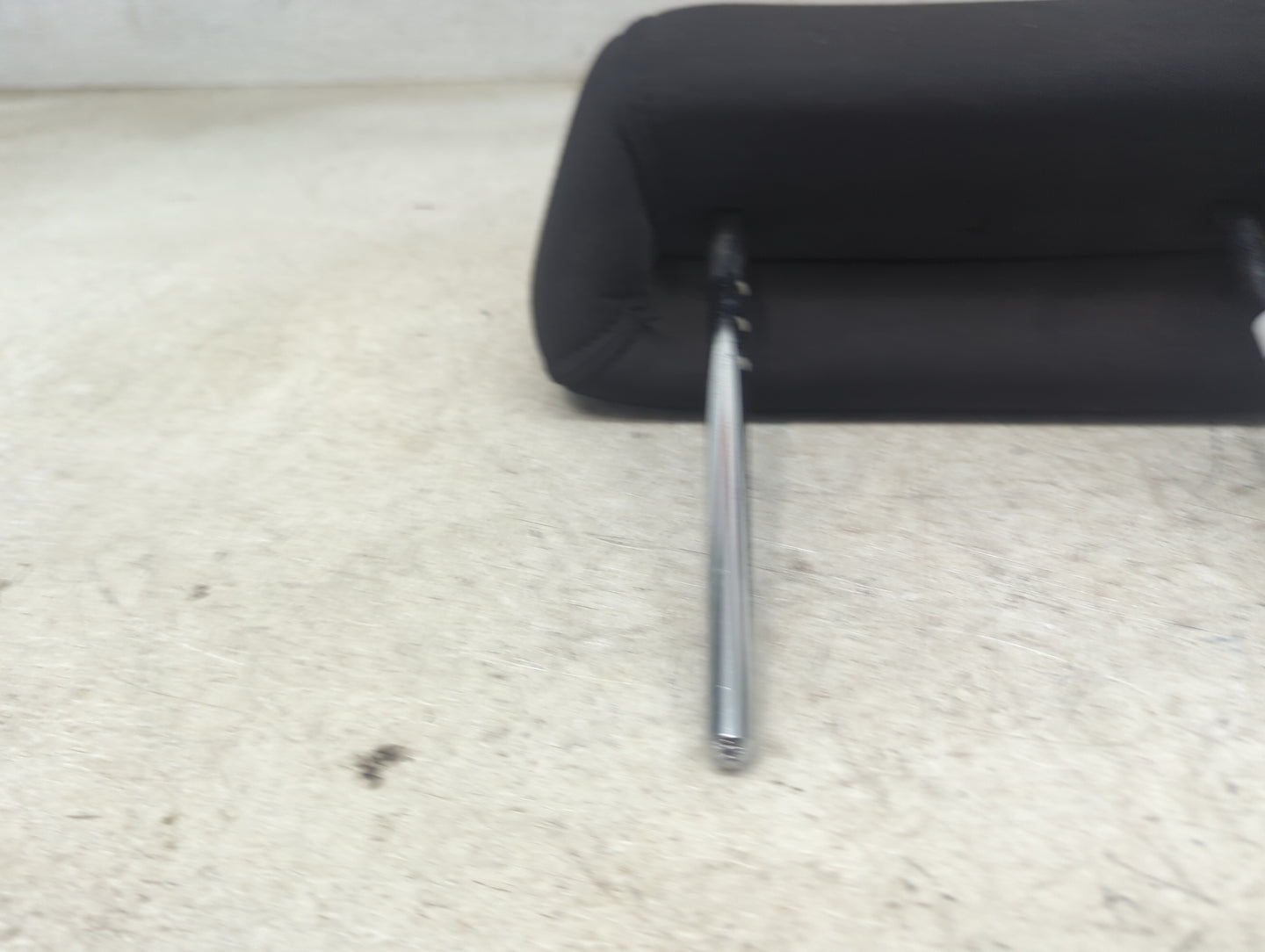 2009 Chevrolet Malibu Headrest Head Rest Front Driver Passenger Seat Fits OEM Used Auto Parts - Oemusedautoparts1.com