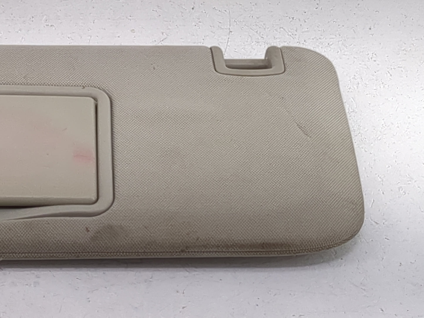 2009 Chevrolet Malibu Sun Visor Shade Replacement Driver Left Mirror Fits OEM Used Auto Parts - Oemusedautoparts1.com