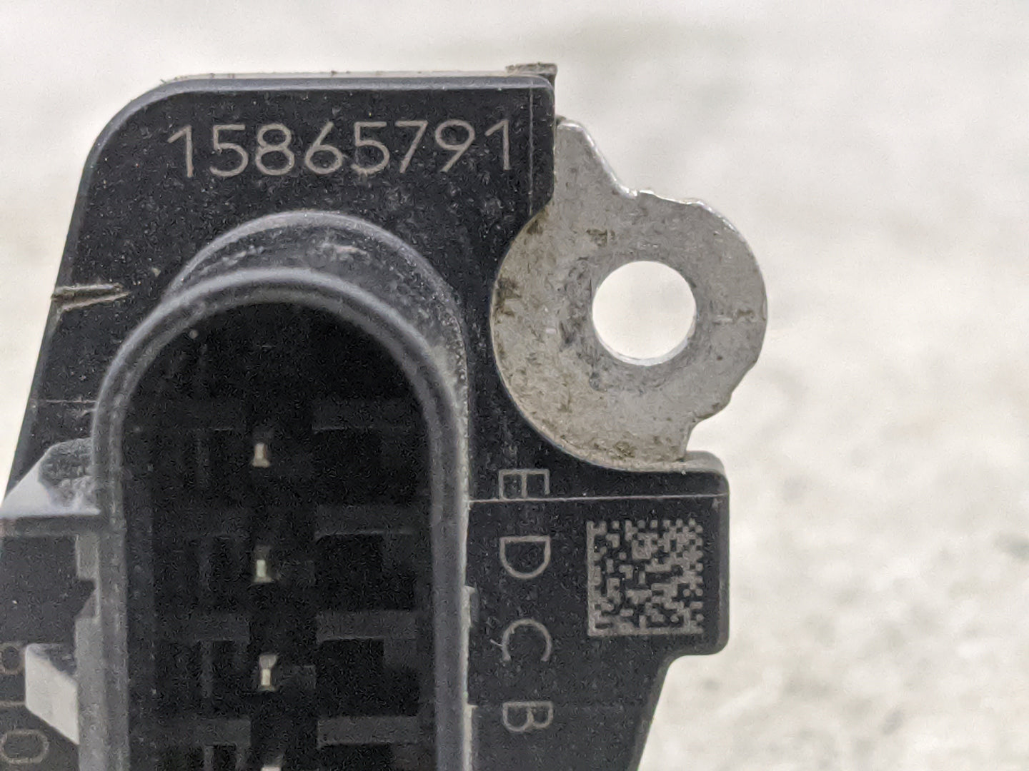 2008-2014 Chevrolet Malibu Mass Air Flow Meter Maf 1486136 - Oemusedautoparts1.com