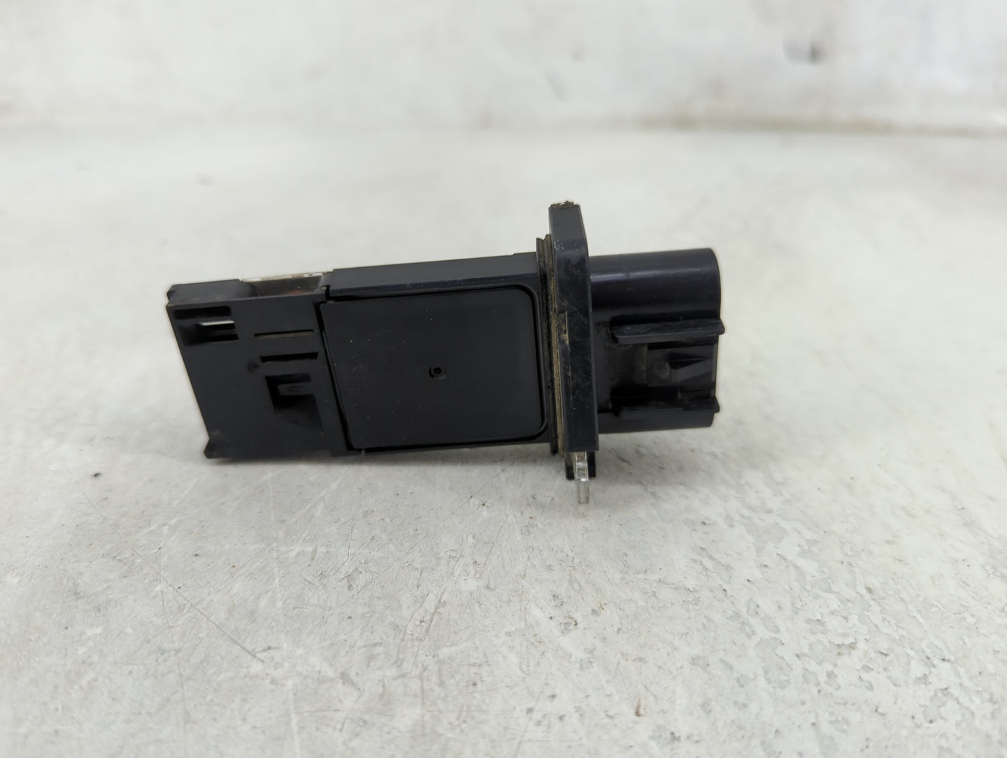 2008-2014 Chevrolet Malibu Mass Air Flow Meter Maf 1489865 - Oemusedautoparts1.com
