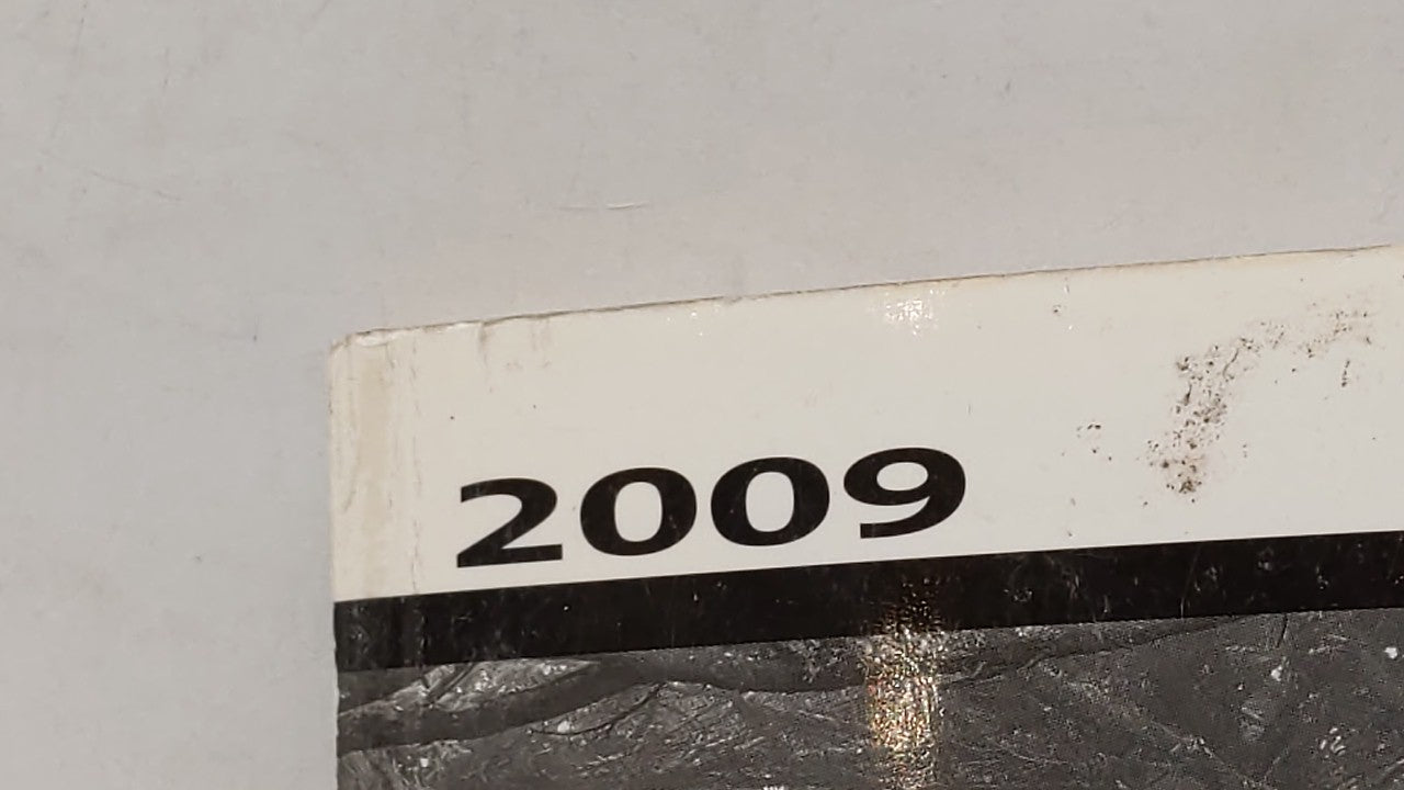 2009 Chevrolet Malibu Owners Manual Book Guide OEM Used Auto Parts - Oemusedautoparts1.com