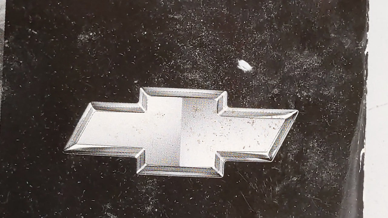 2009 Chevrolet Malibu Owners Manual Book Guide OEM Used Auto Parts - Oemusedautoparts1.com