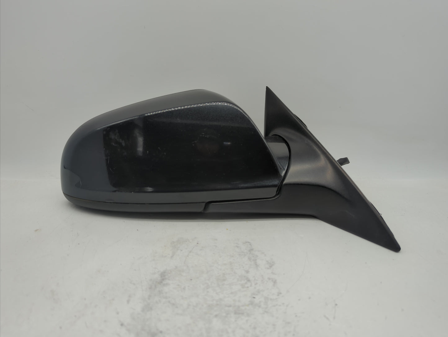 2008-2012 Chevrolet Malibu Passenger Side View Mirror - Right Door Mirror OEM Used - Oemusedautoparts1.com