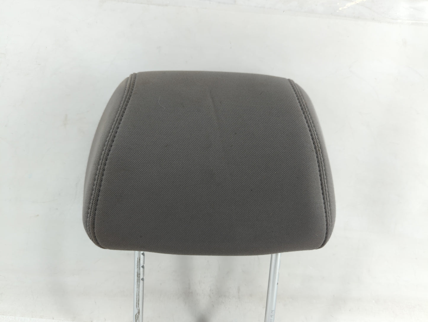 2008-2009 Chevrolet Malibu Headrest Head Rest Front Driver Passenger Seat Fits Fits 2008 2009 OEM Used Auto Parts - Oemuseda