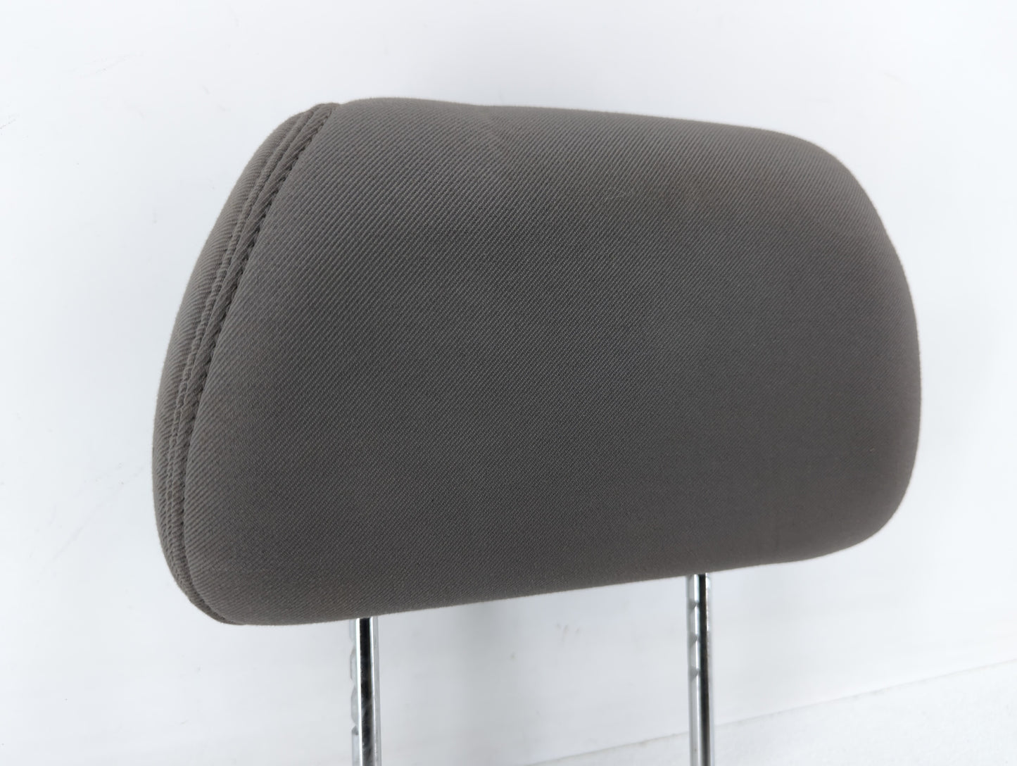 2008-2009 Chevrolet Malibu Headrest Head Rest Front Driver Passenger Seat Fits Fits 2008 2009 OEM Used Auto Parts - Oemuseda
