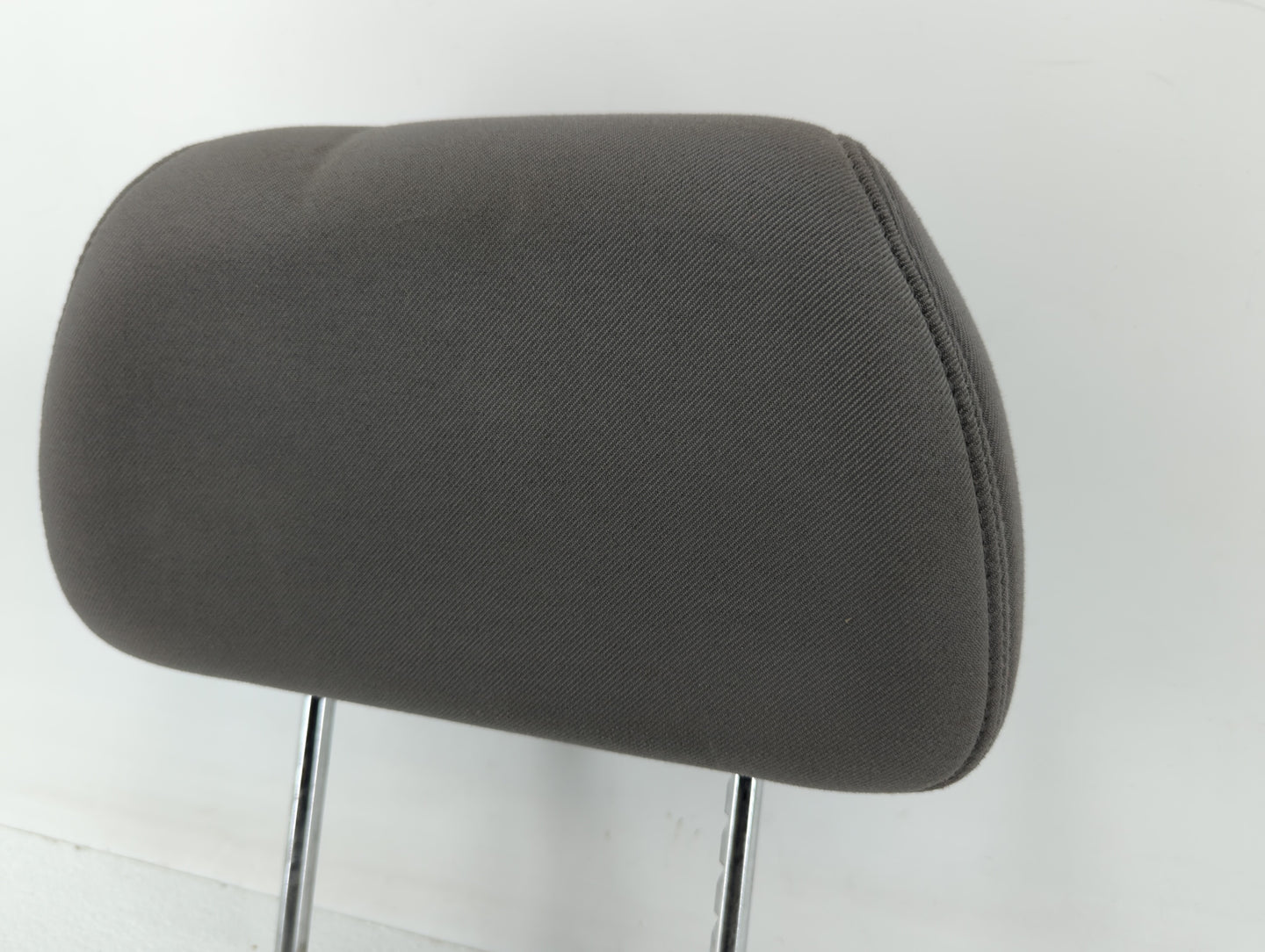 2008-2009 Chevrolet Malibu Headrest Head Rest Front Driver Passenger Seat Fits Fits 2008 2009 OEM Used Auto Parts - Oemuseda