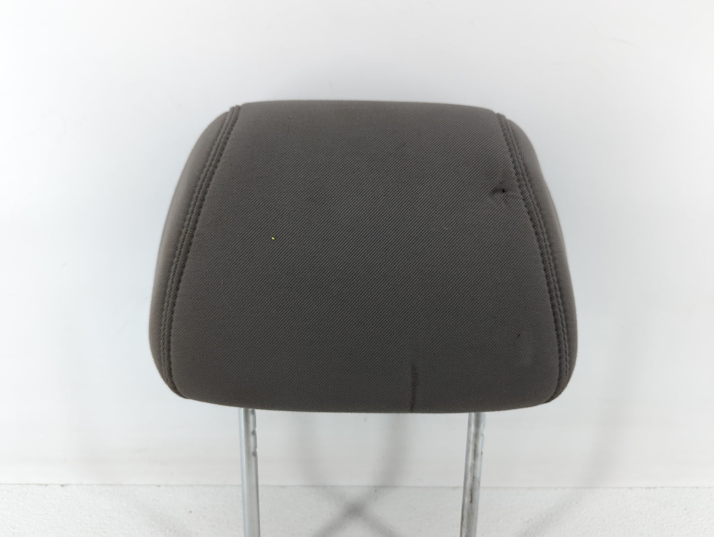 2008-2009 Chevrolet Malibu Headrest Head Rest Front Driver Passenger Seat Fits Fits 2008 2009 OEM Used Auto Parts - Oemuseda