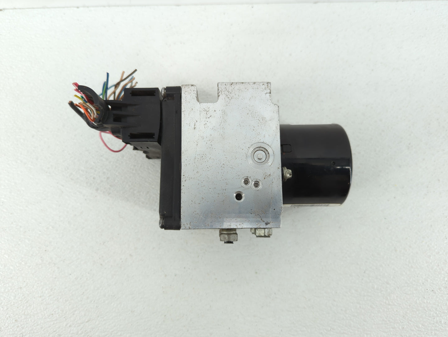 2008-2009 Chevrolet Malibu ABS Pump Control Module Replacement P/N:25928254 25949989, 20812604, 25952591 Fits Fits 2008 2009