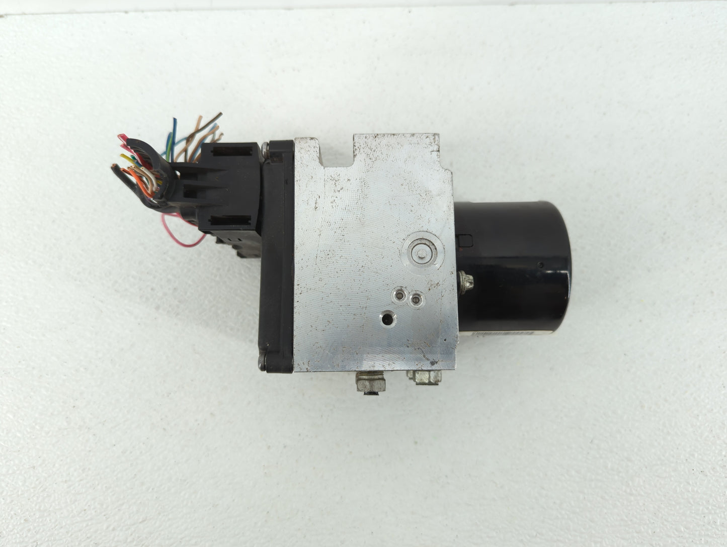 2008-2009 Chevrolet Malibu ABS Pump Control Module Replacement P/N:25928254 25949989, 20812604, 25952591 Fits Fits 2008 2009